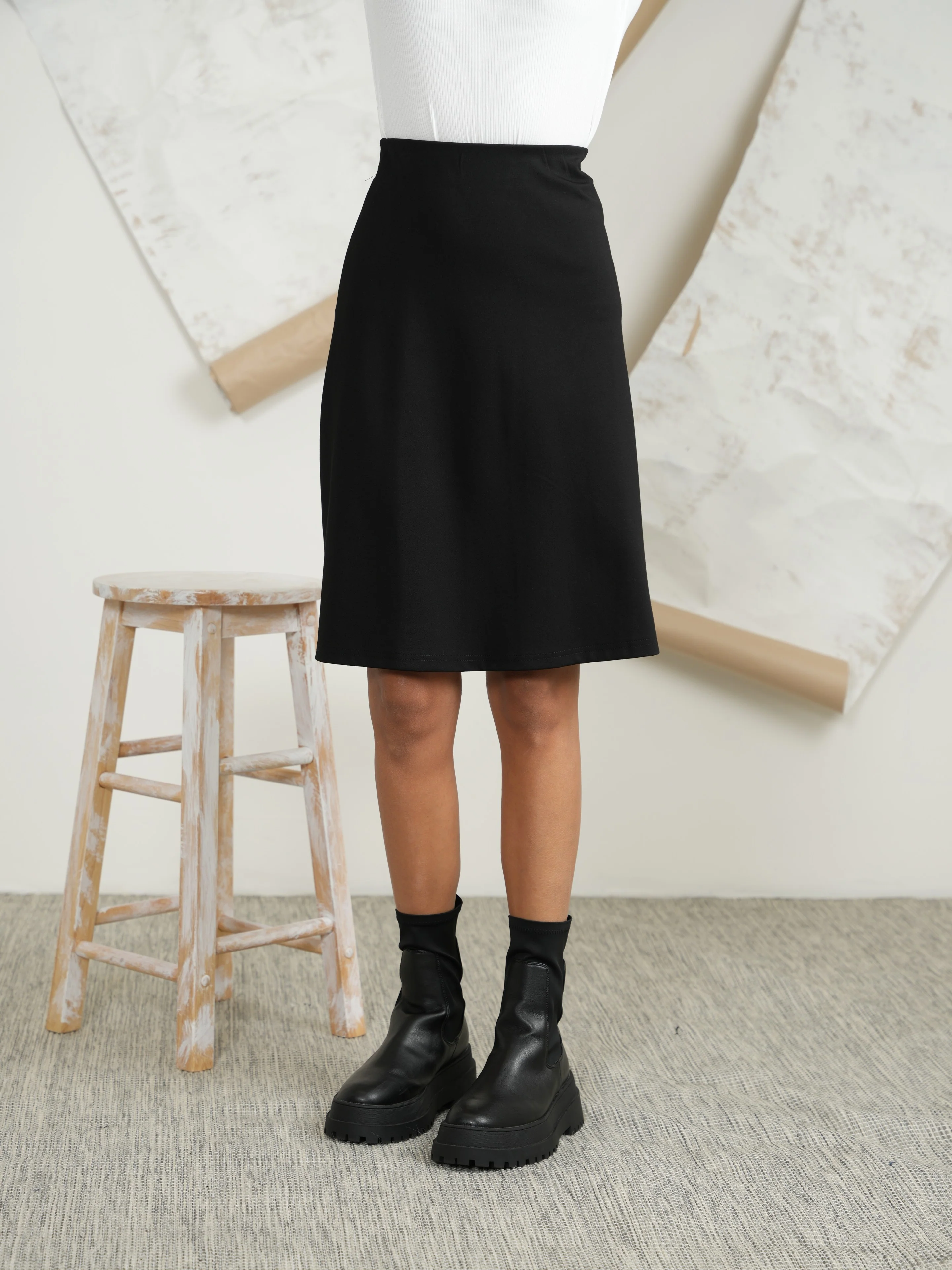 Basic Skirt 23" - Image 7