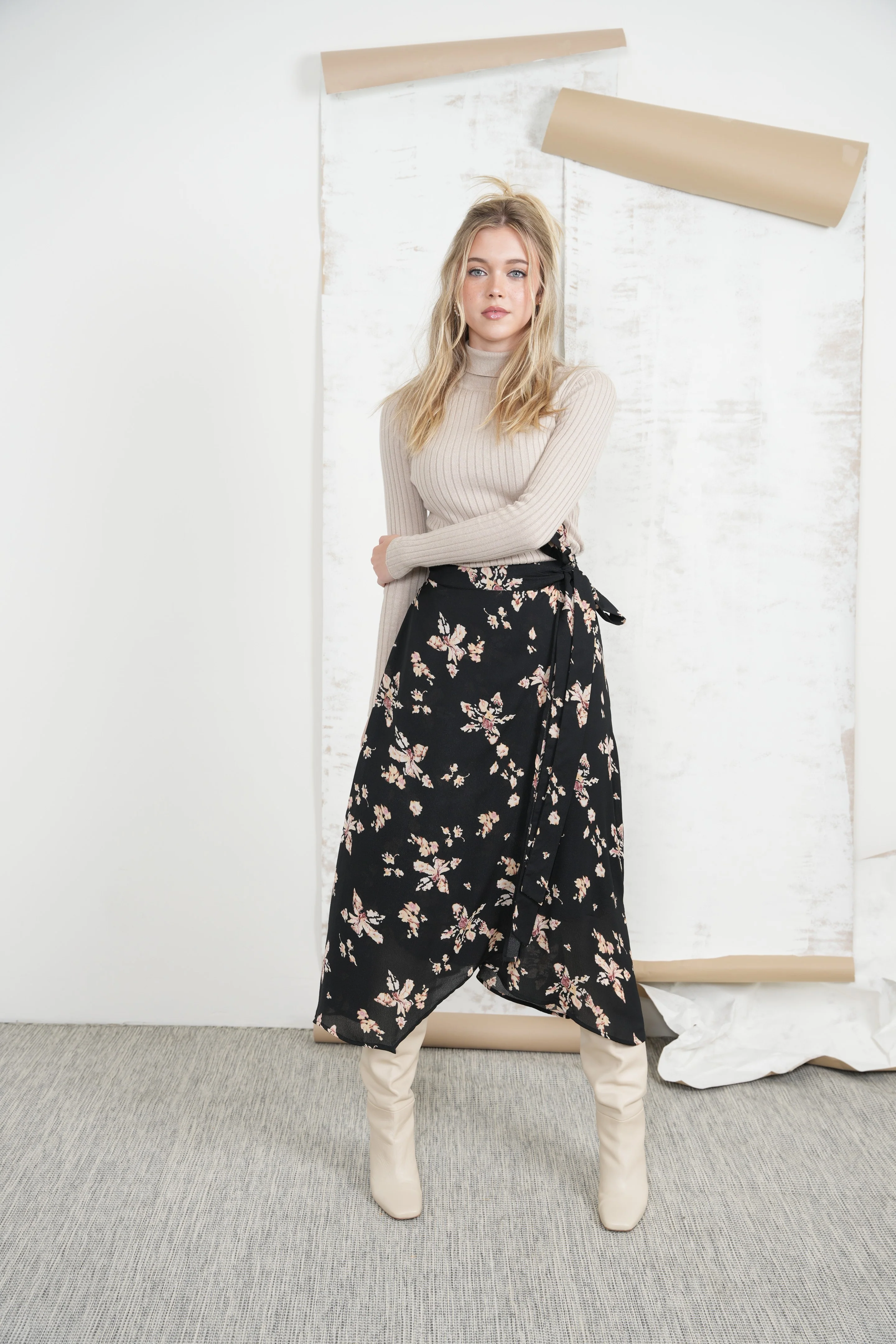 Basic Knit Turtleneck - Image 11