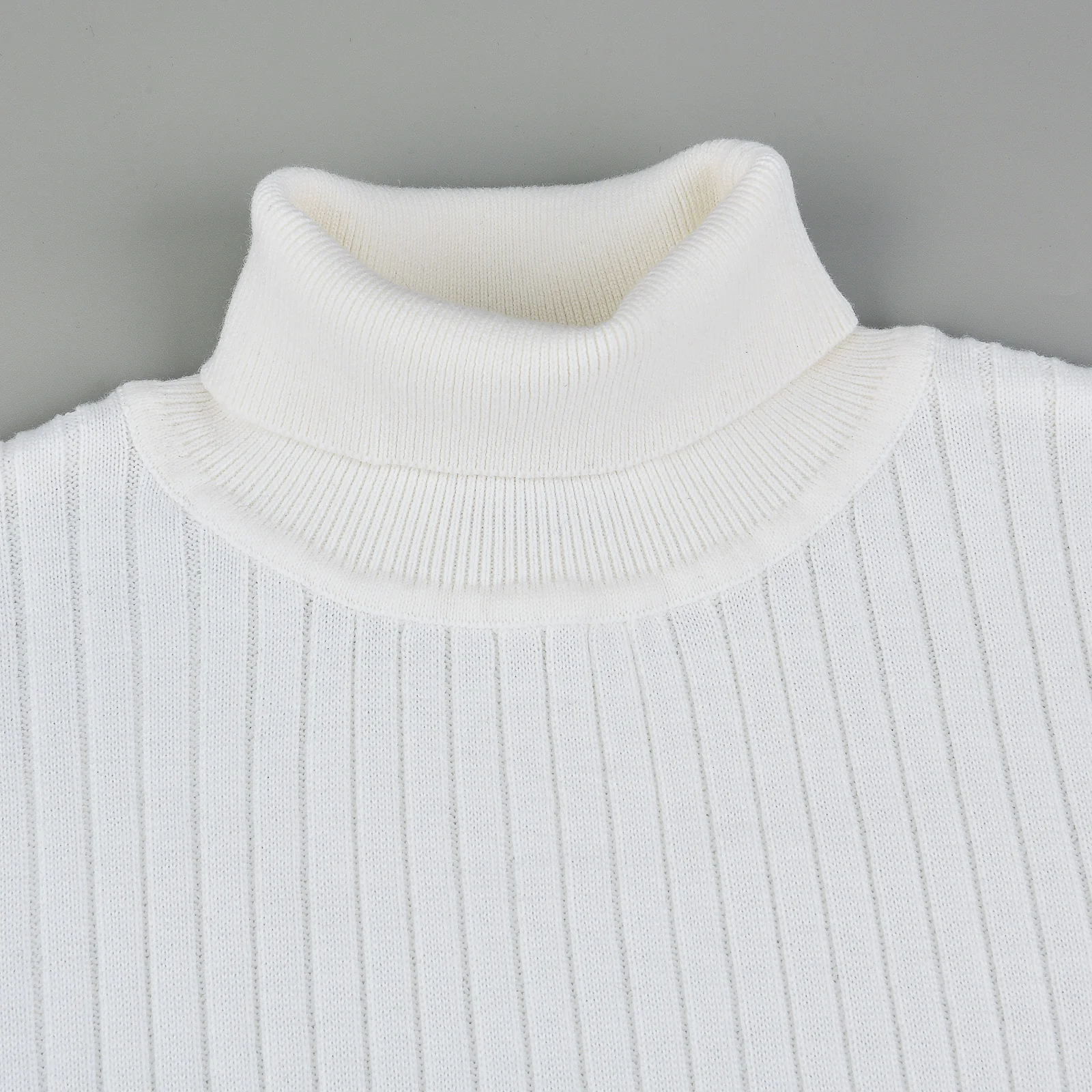 Basic Knit Turtleneck - Image 19