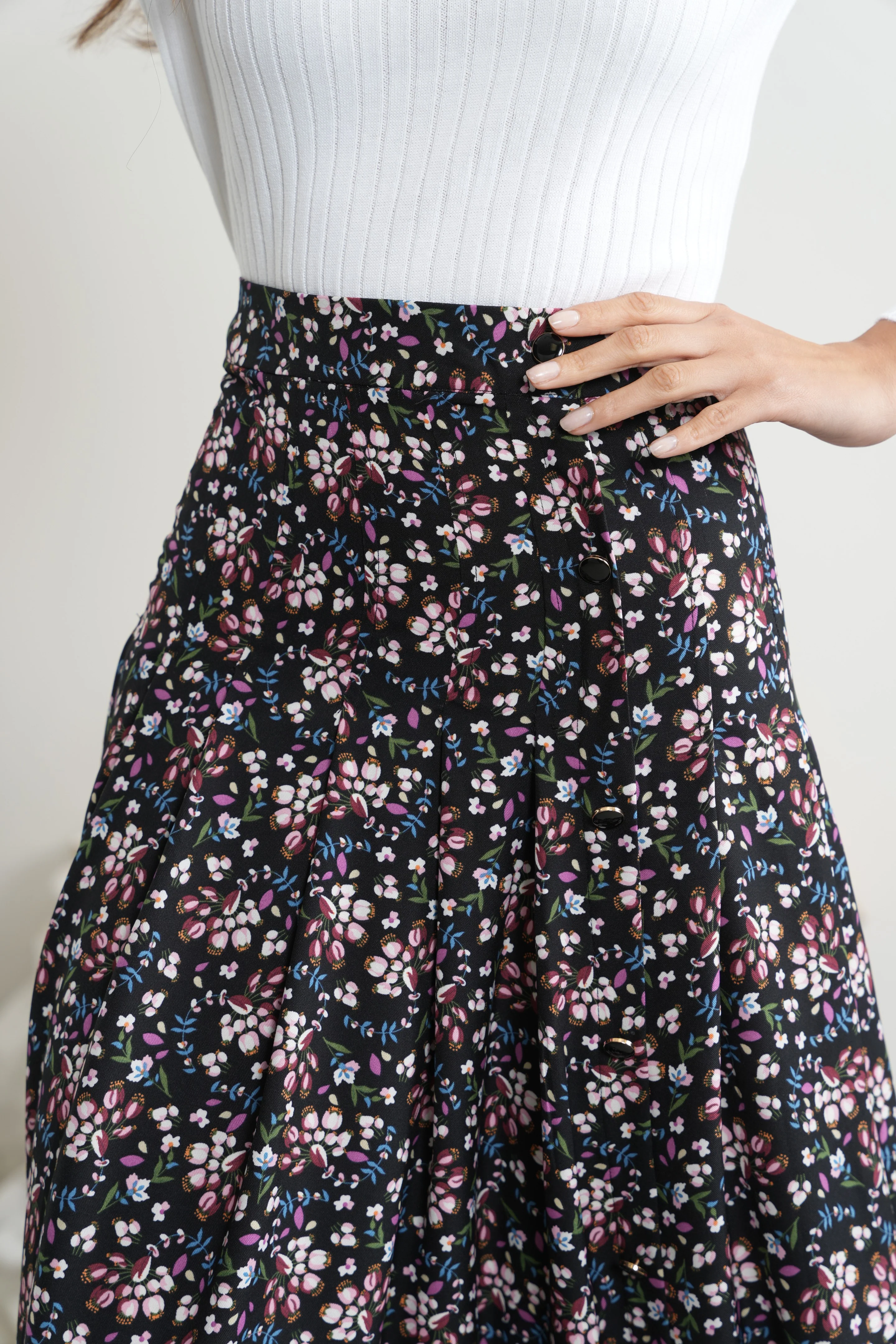 Print Pleated Buttons Skirt - Image 14