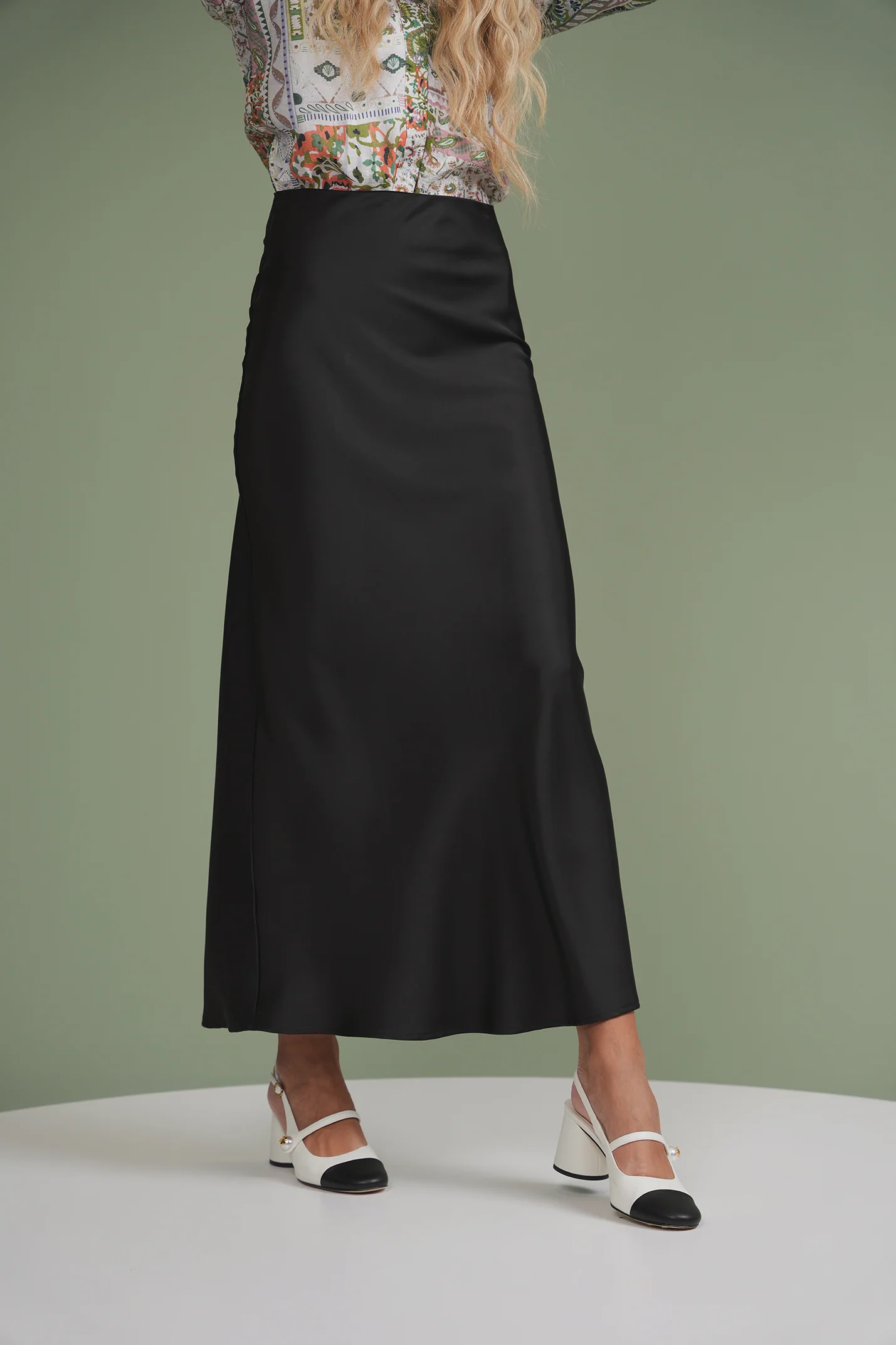 Slip Skirt - Image 41