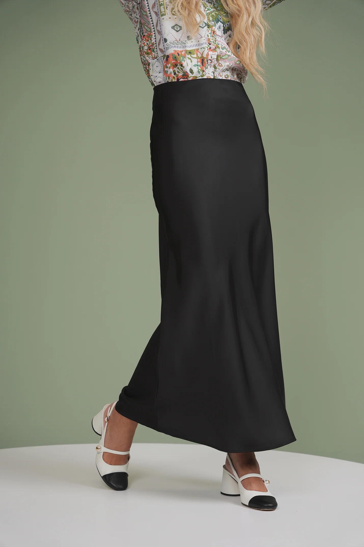 Slip Skirt - Image 42