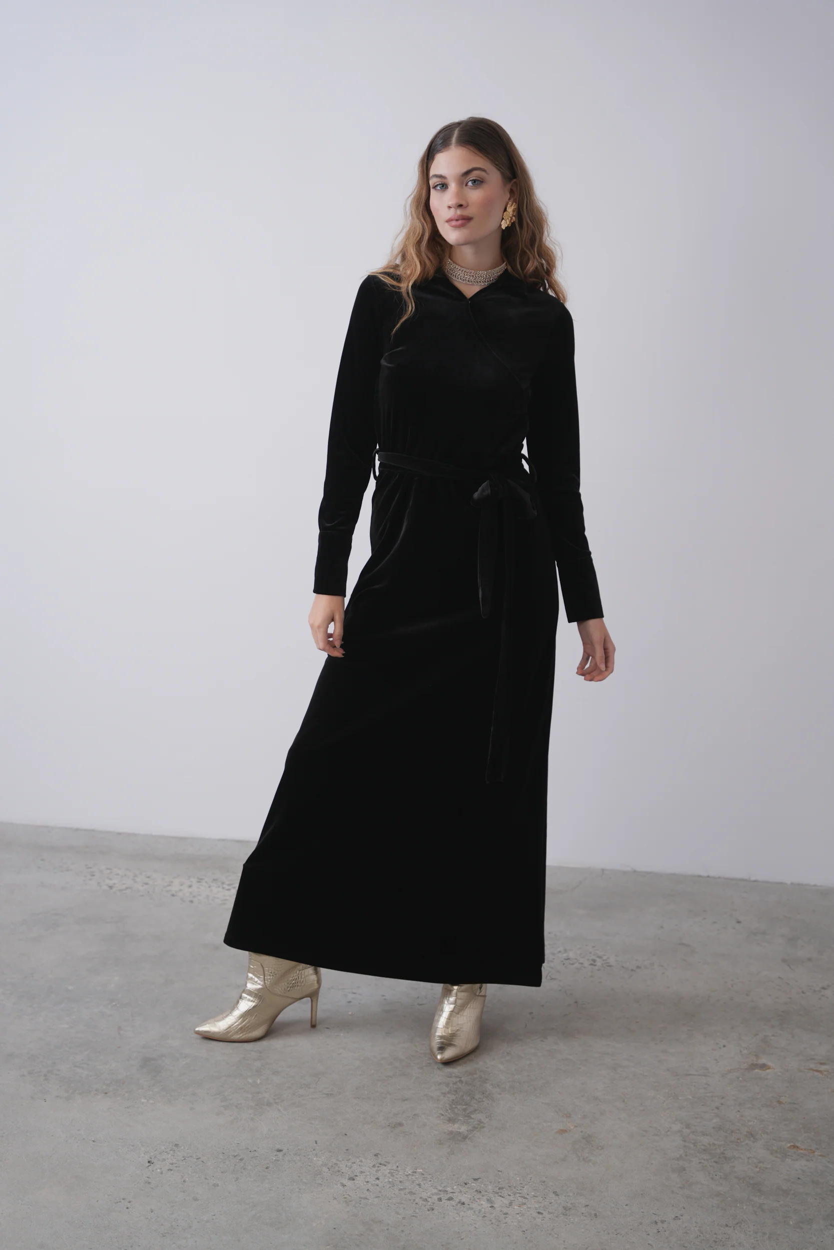 Wrap Maxi Velour Dress - Image 5