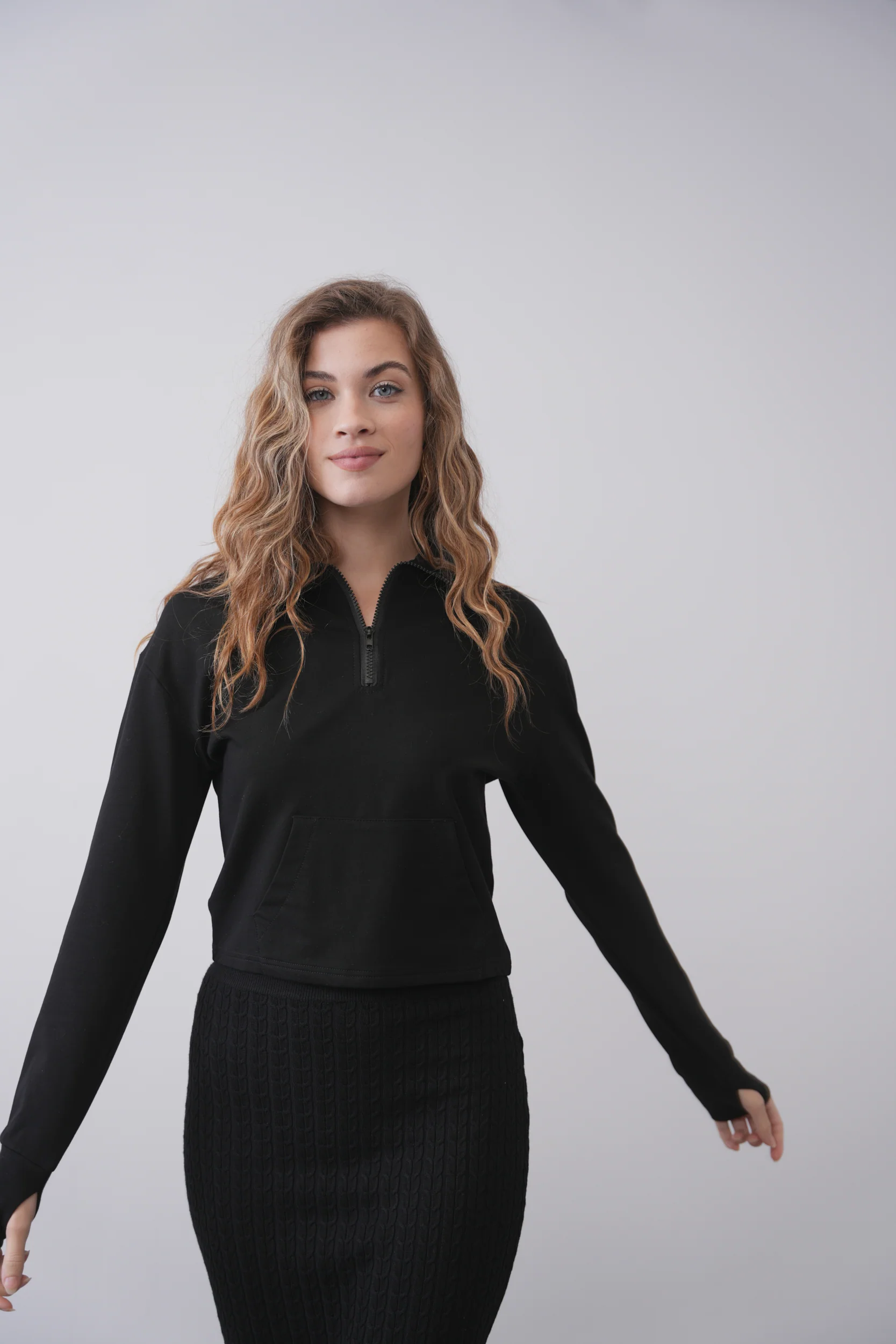Crop Collared Sweatshirt - Image 16