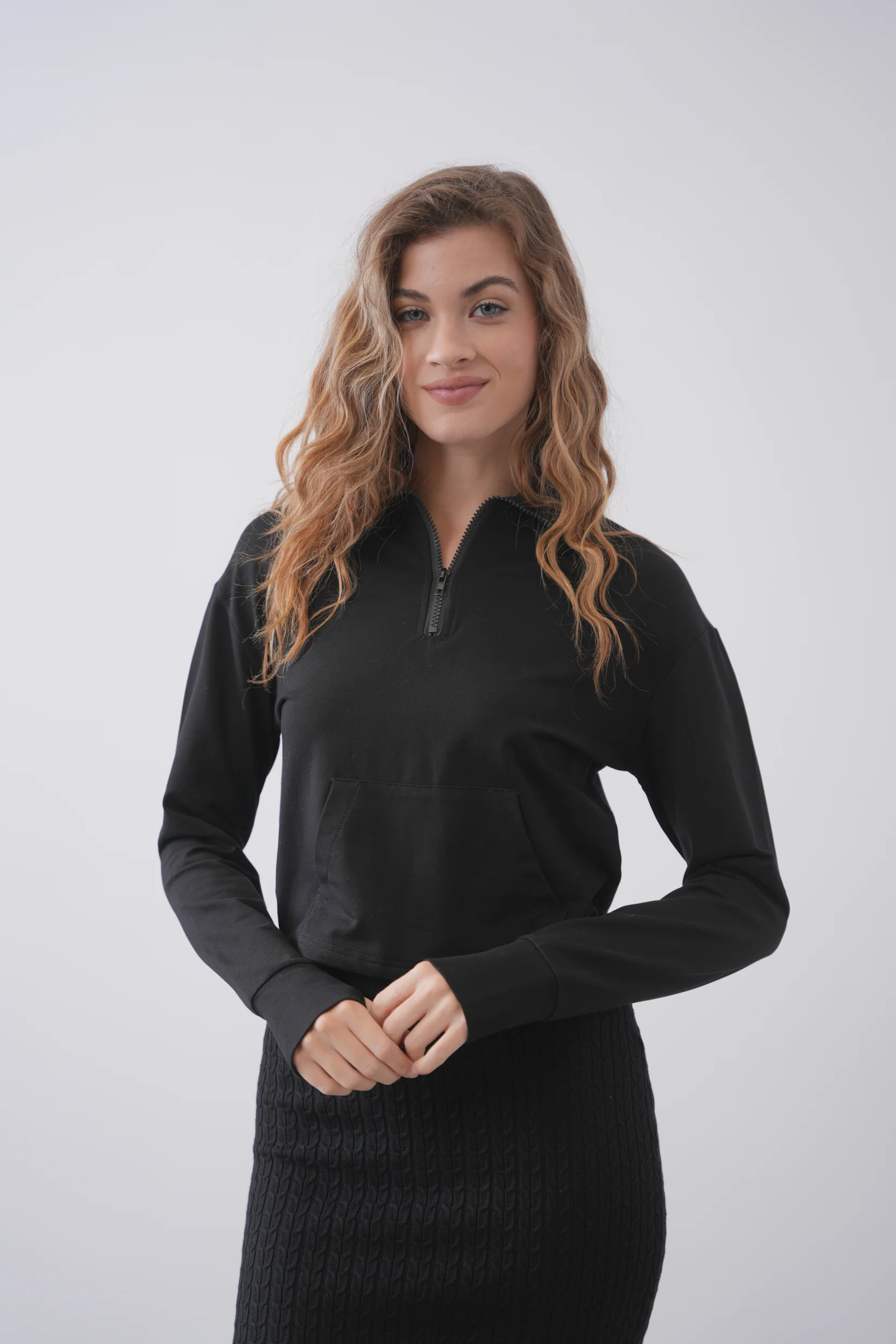 Crop Collared Sweatshirt - Image 18