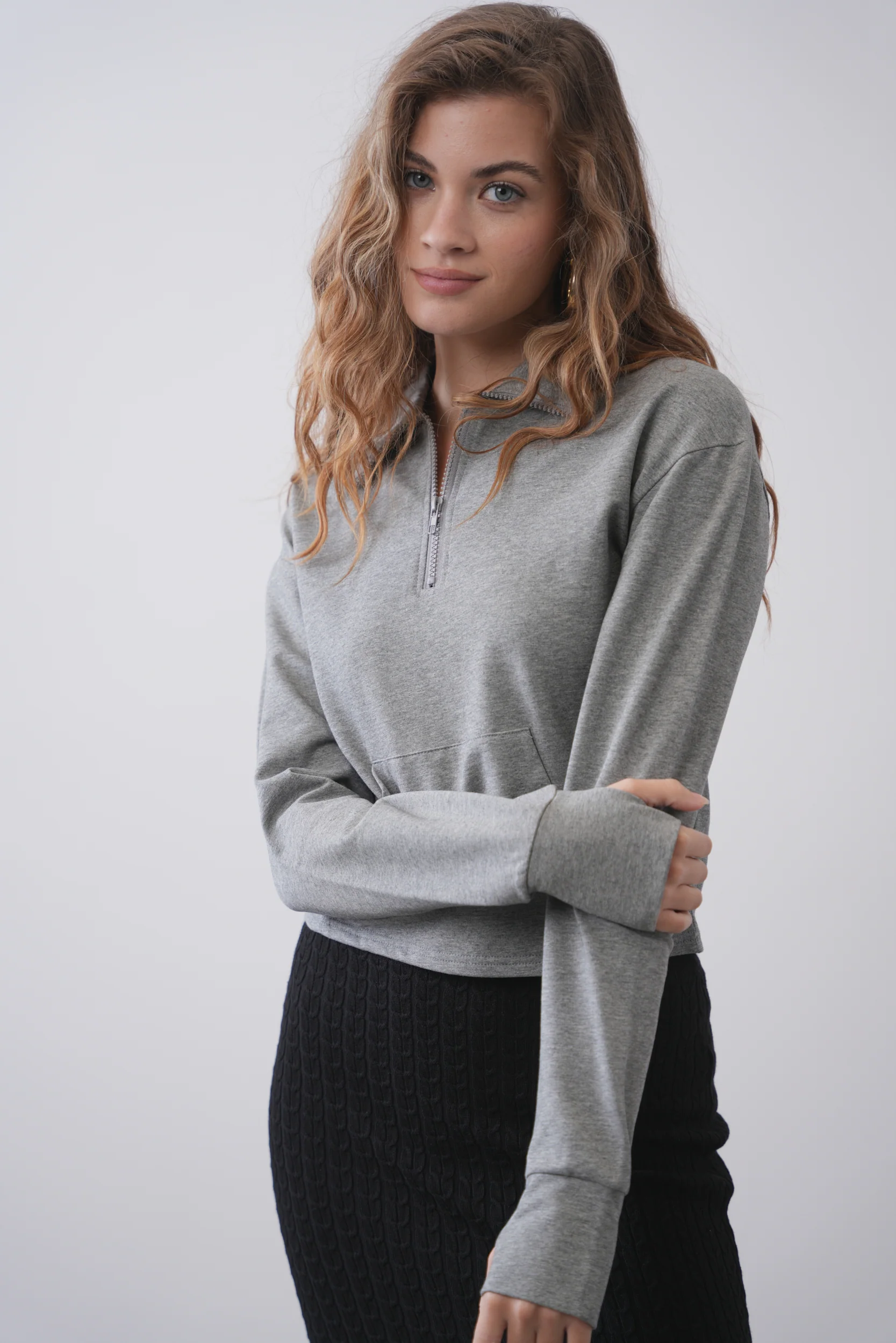 Crop Collared Sweatshirt - Image 5