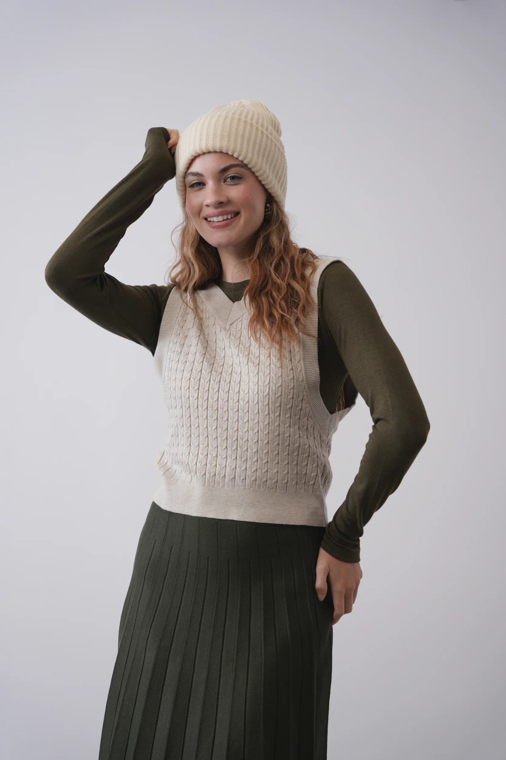 Cable Knit Vest - Image 5