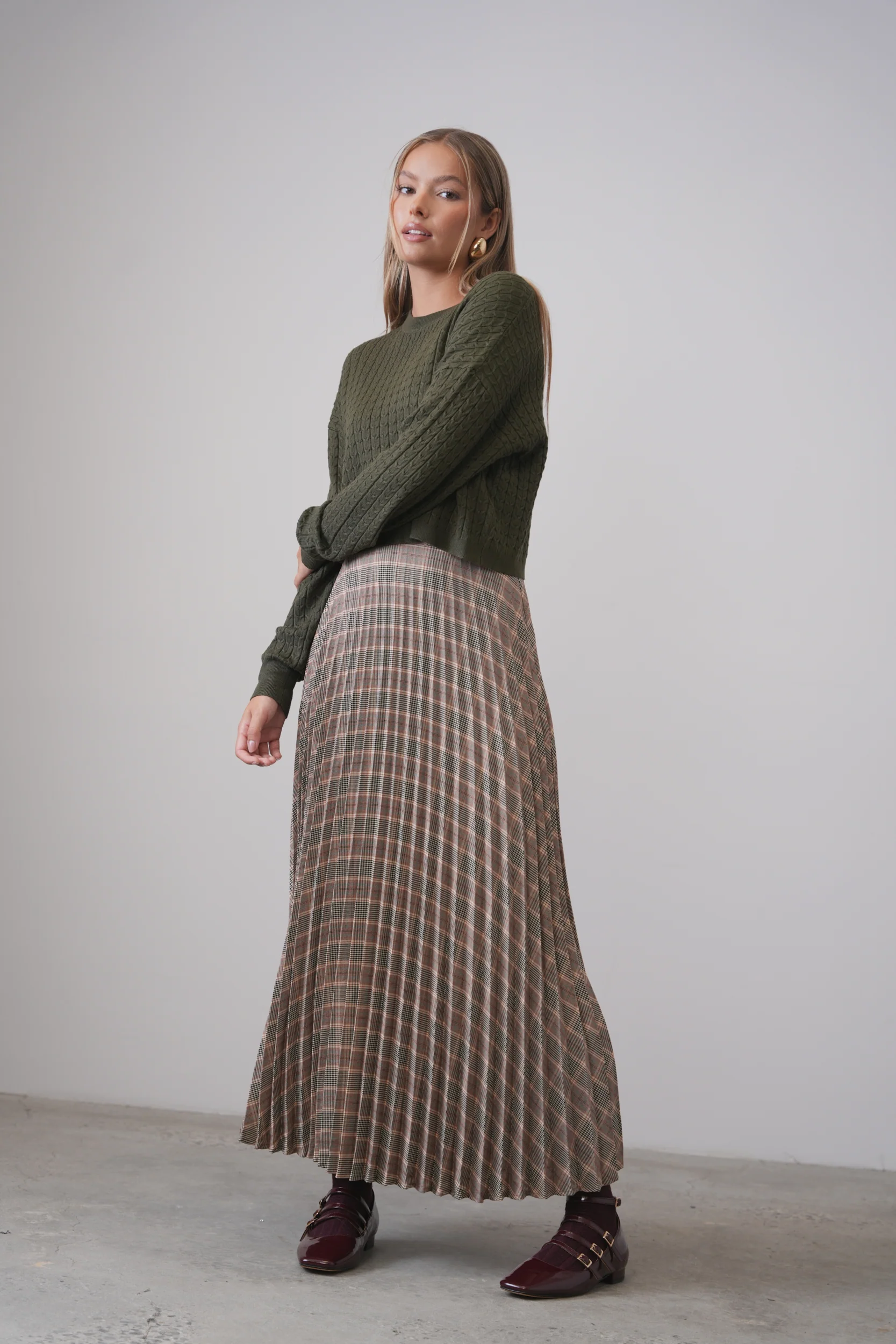 Basic Cable Knit Top - Image 10