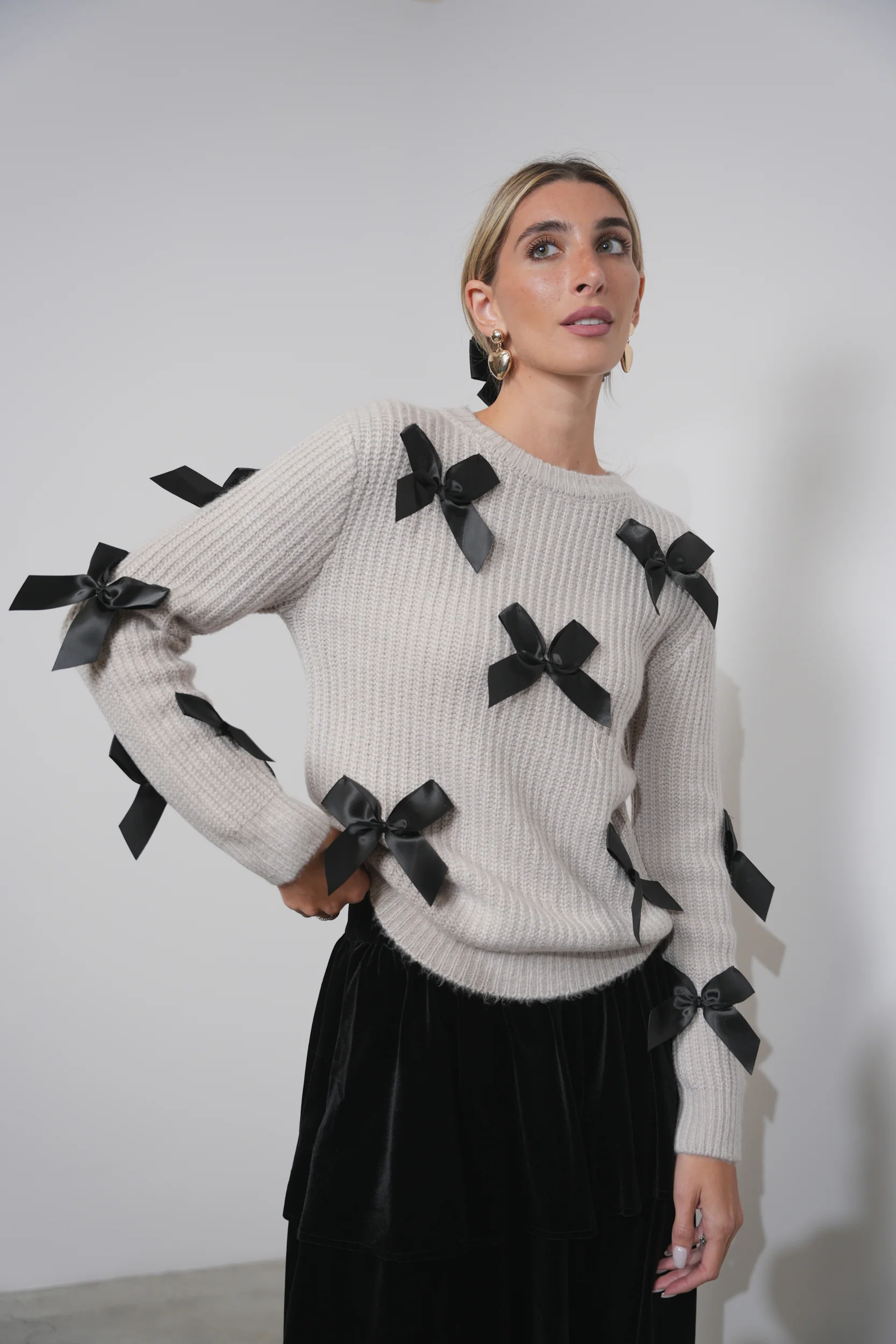 Bow Sweater - Image 4