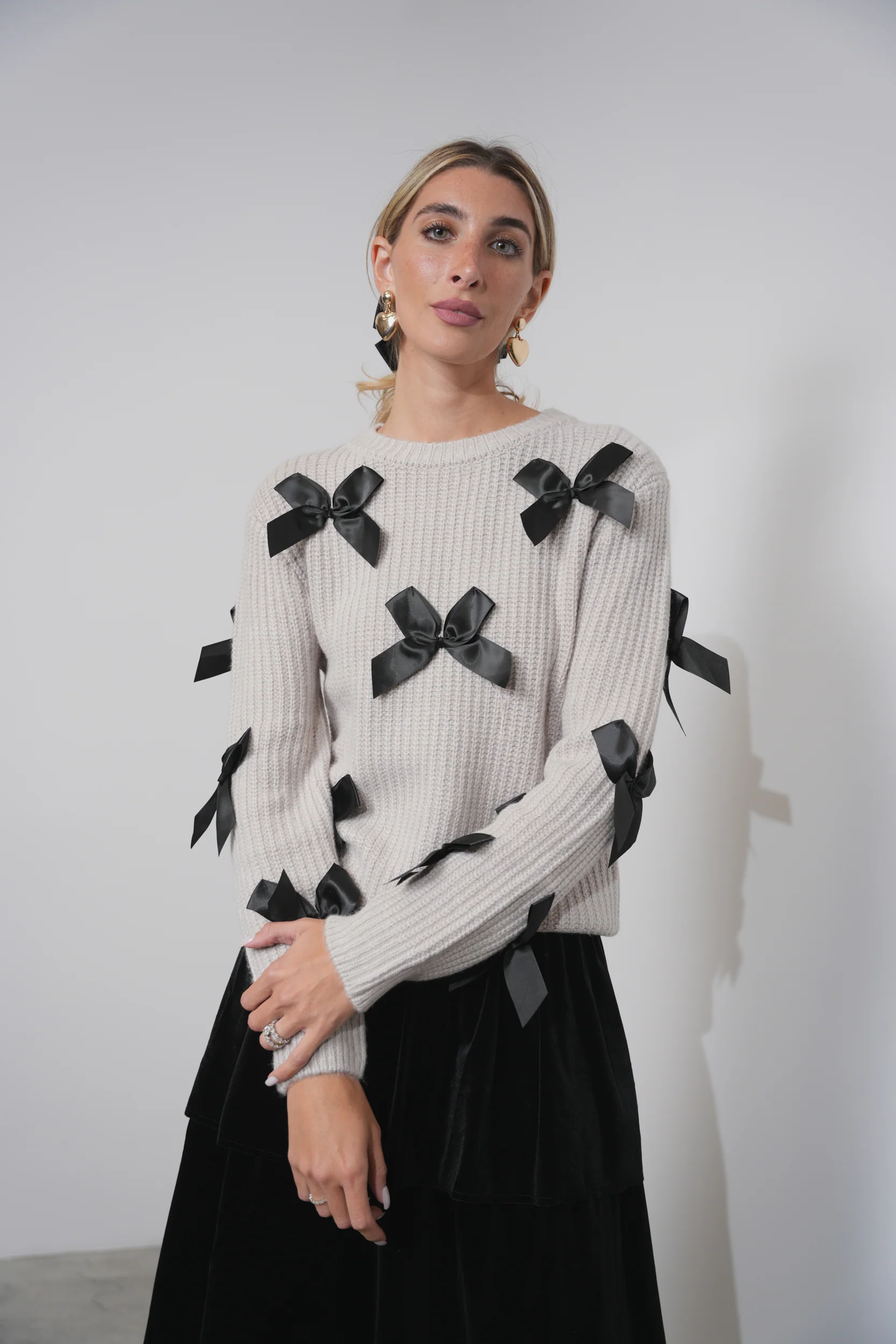Bow Sweater - Image 9