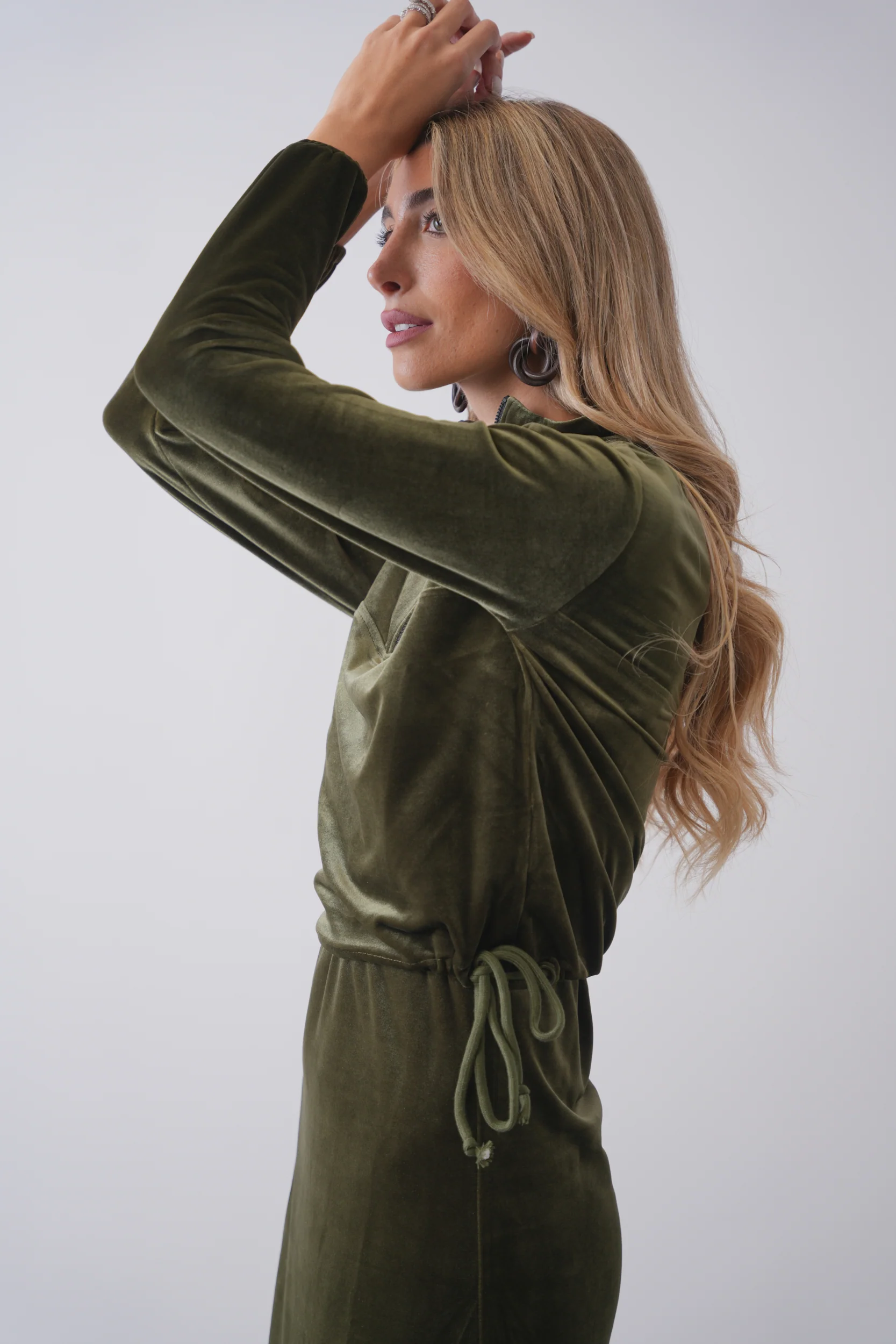 Velour Half Zip Sweatshirt - Image 14