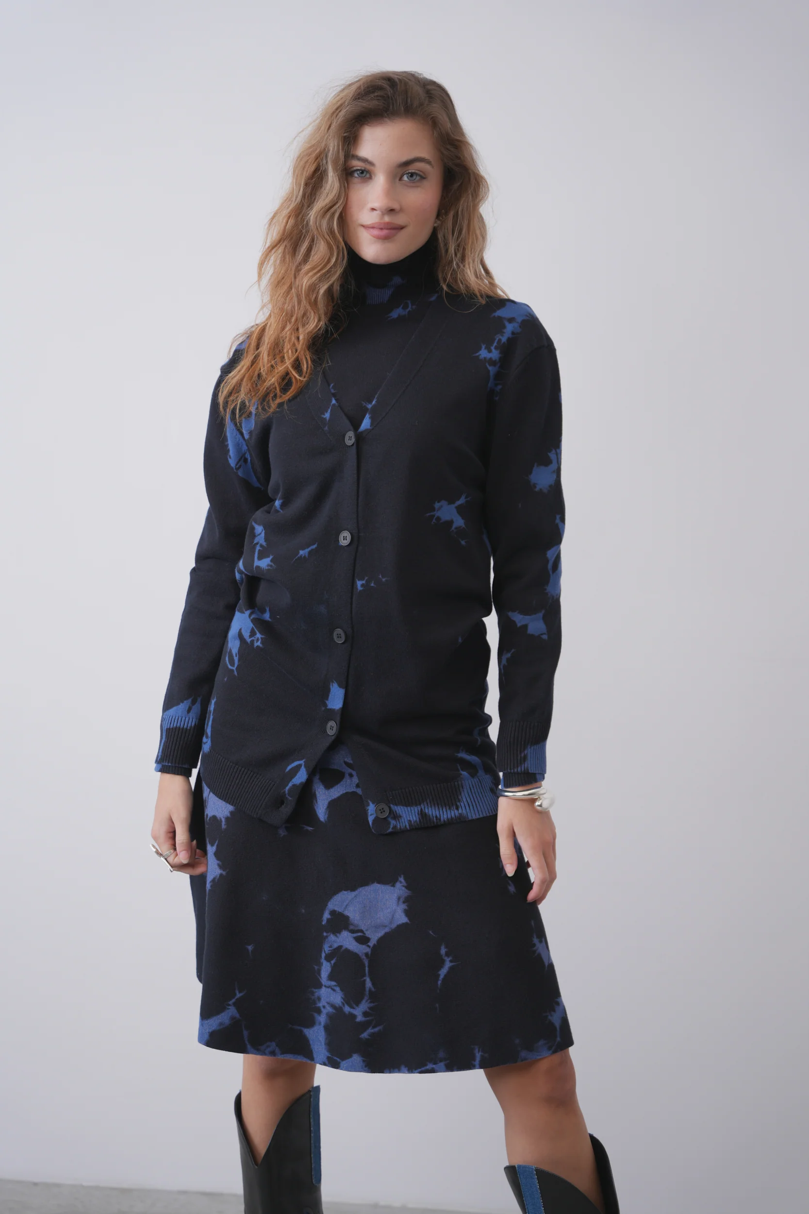 Knit Tie Dye Cardigan - Image 3