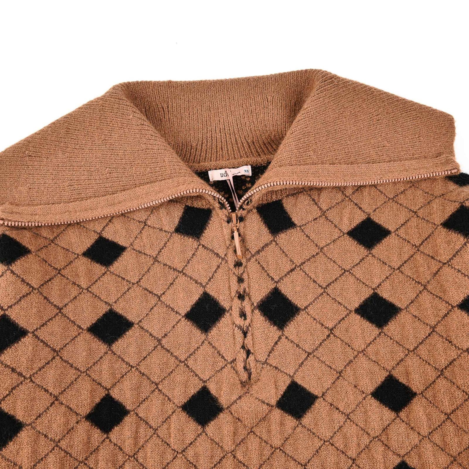 Print Half Knit Zip Top - Image 10