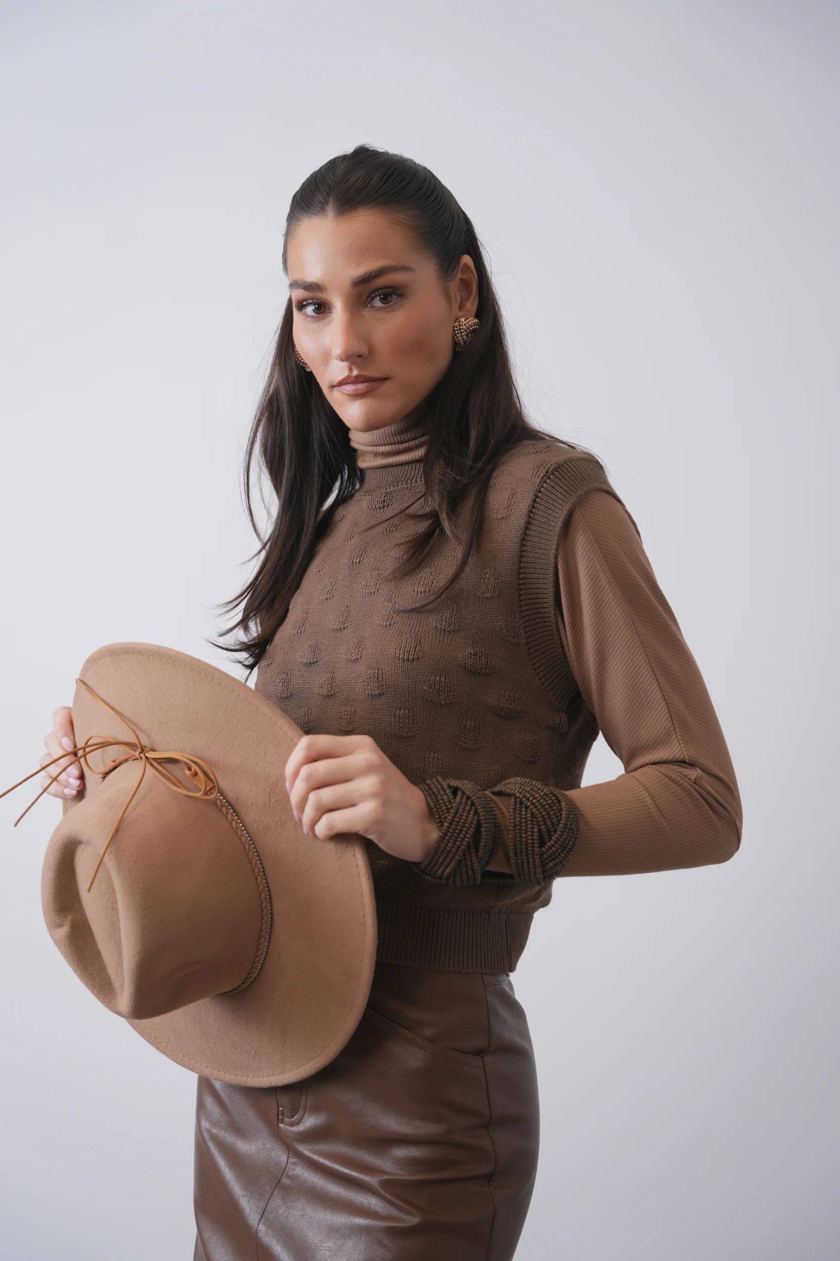 Circle Sweater Vest - Image 4