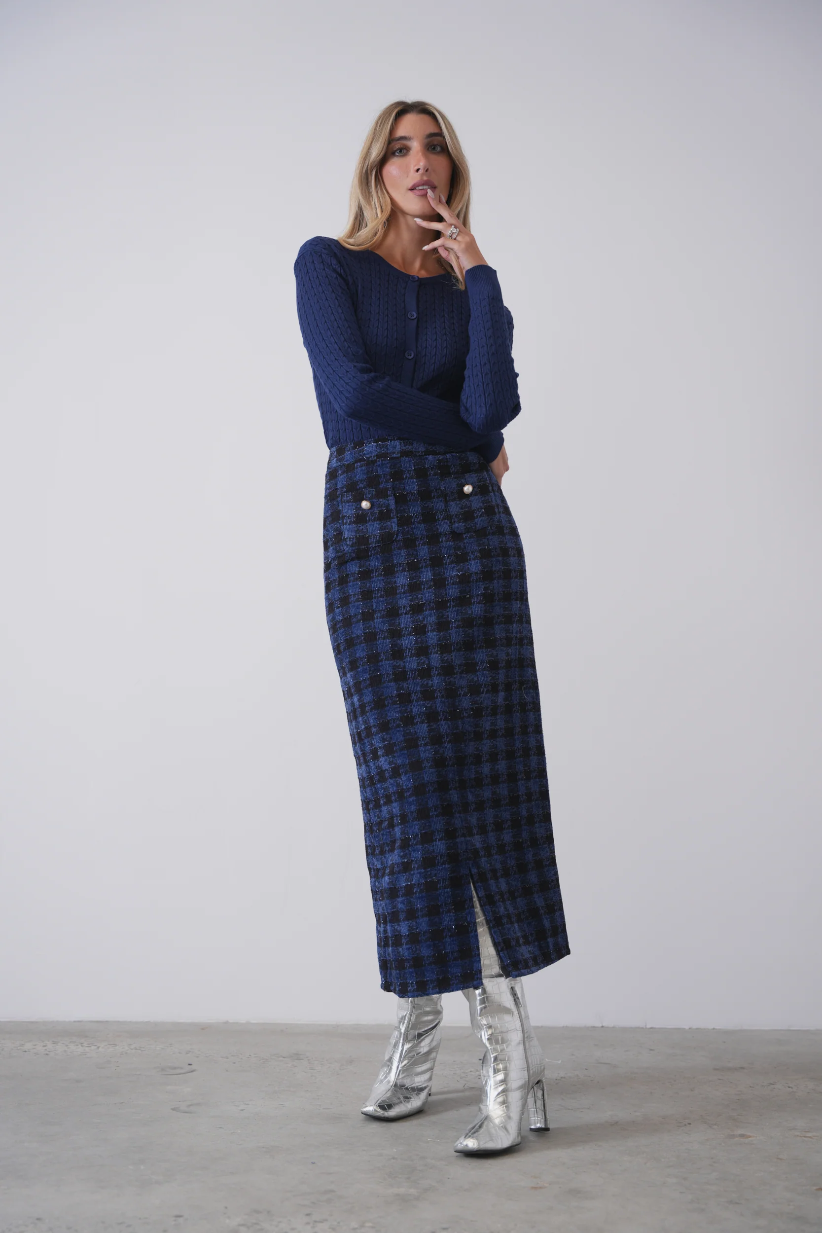 Tweed Skirt With Slit - Image 3