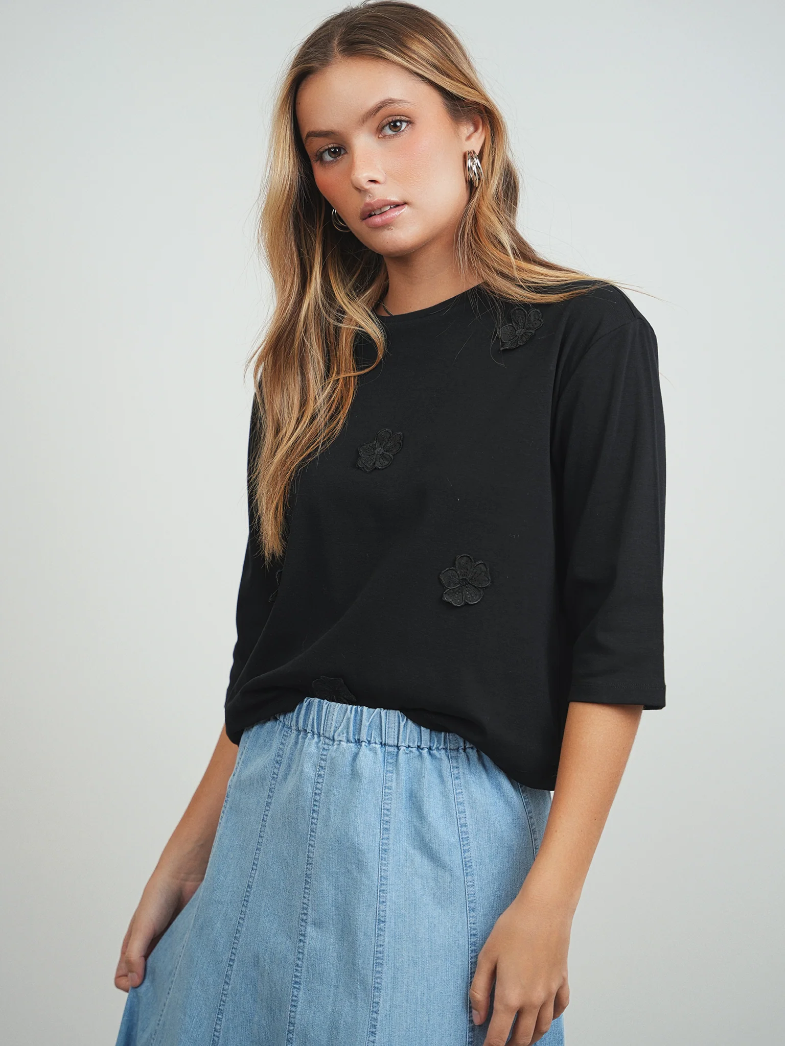 Flower Applique Tee - Image 5