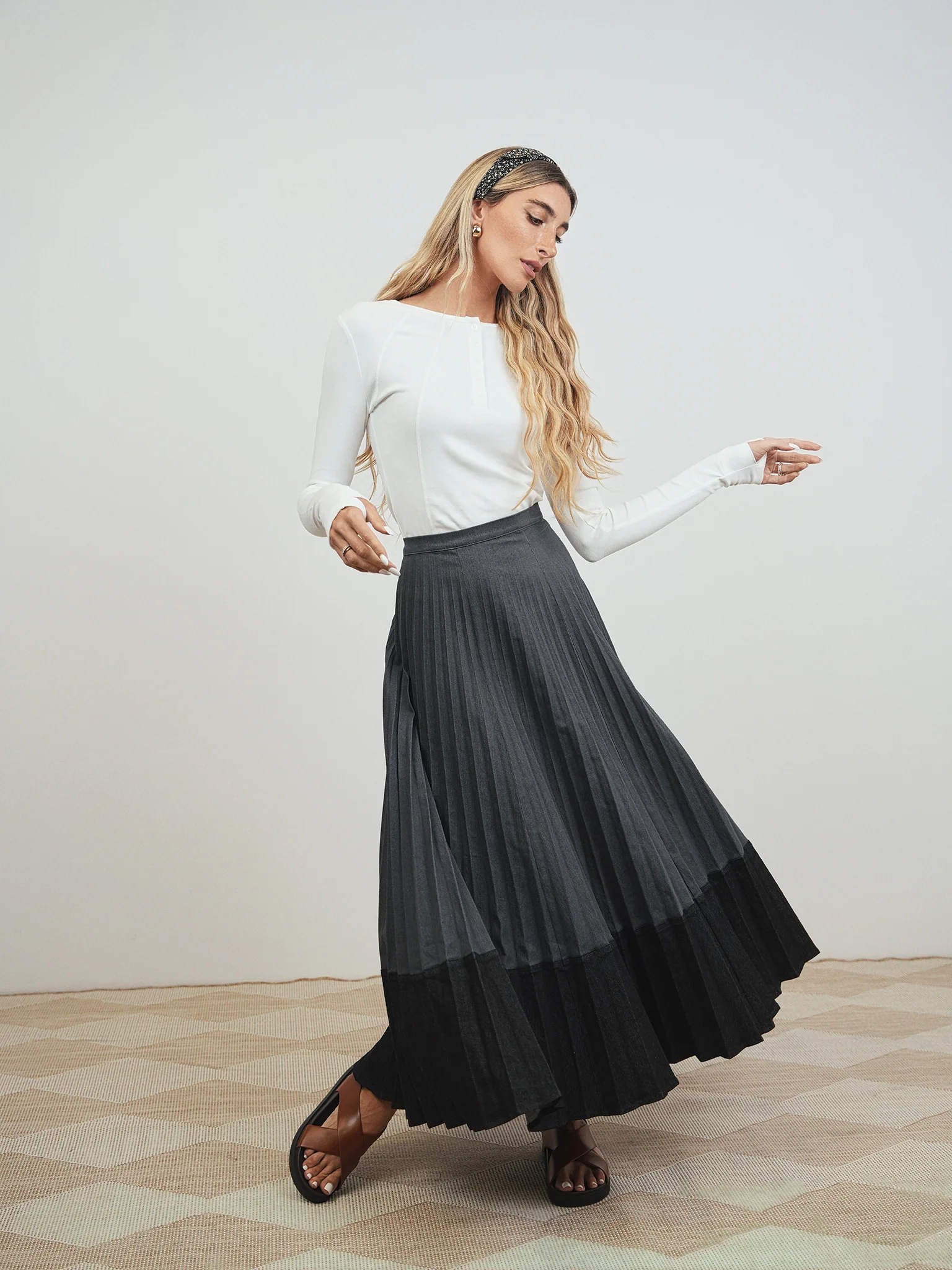 Colorblock Pleated Denim Skirt - Long - Image 13