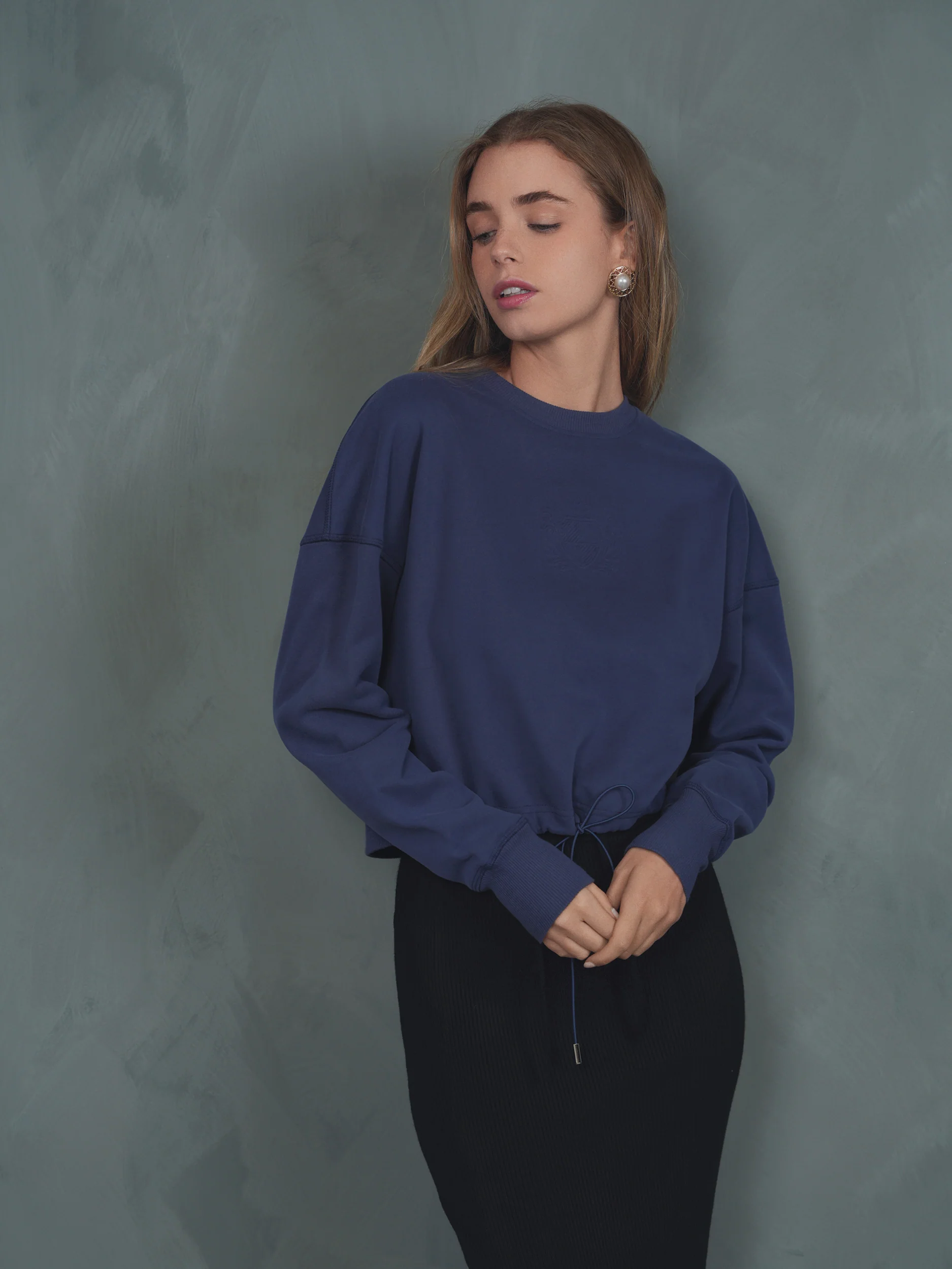 Embossed Drawstring Fleece Sweatshirt - Image 4