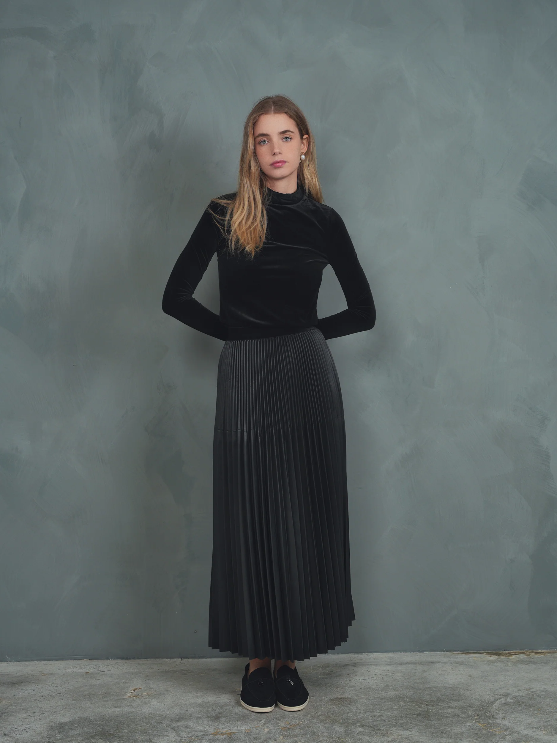 Leather Pleated Skirt - Image 3