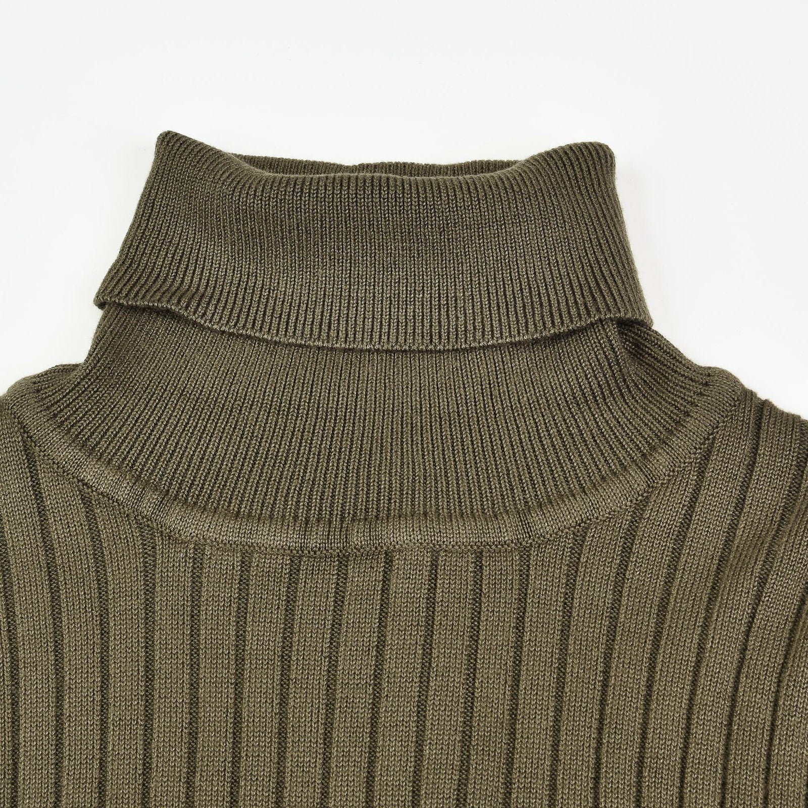 Basic Knit Turtleneck - Image 15