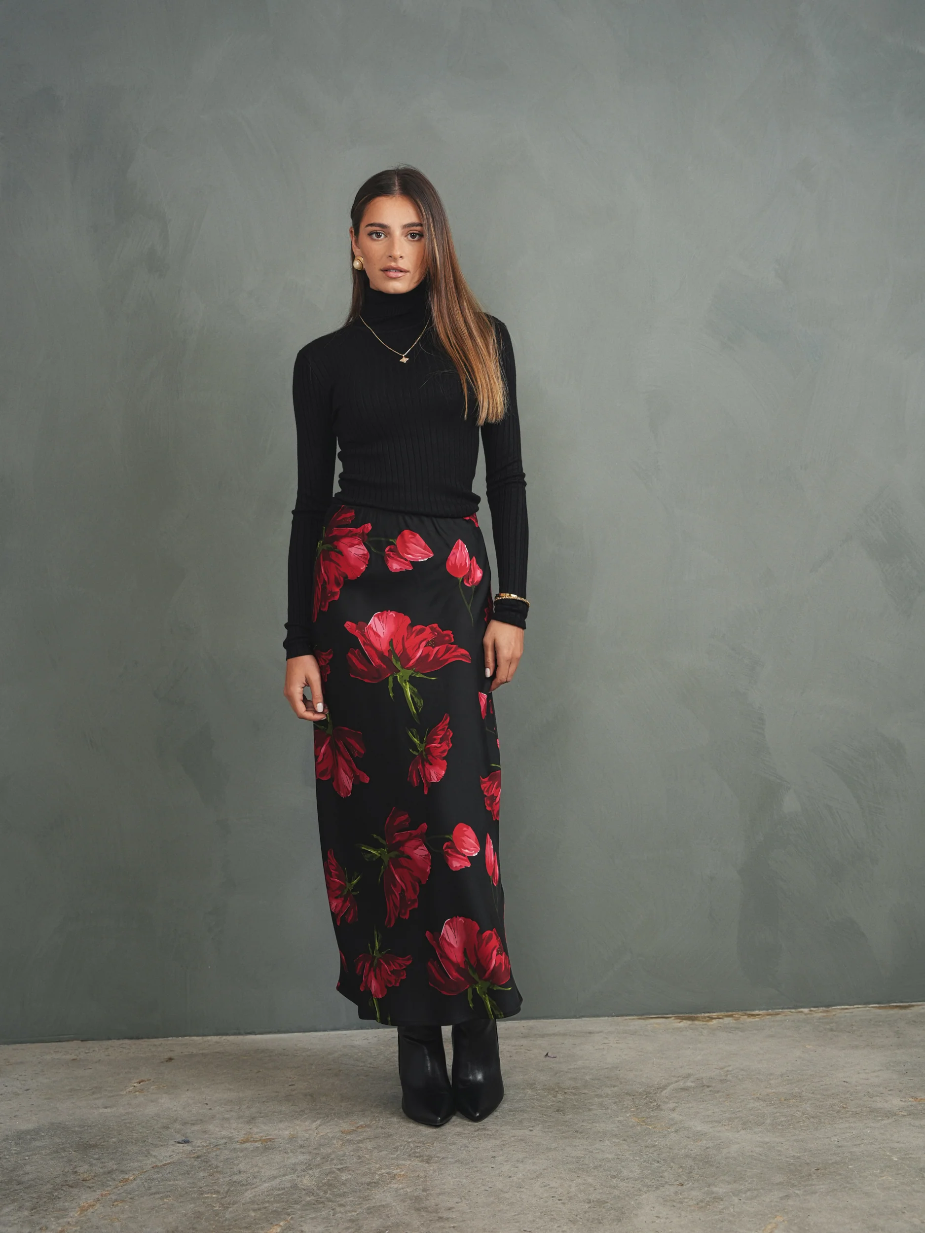 Basic Knit Turtleneck - Image 7