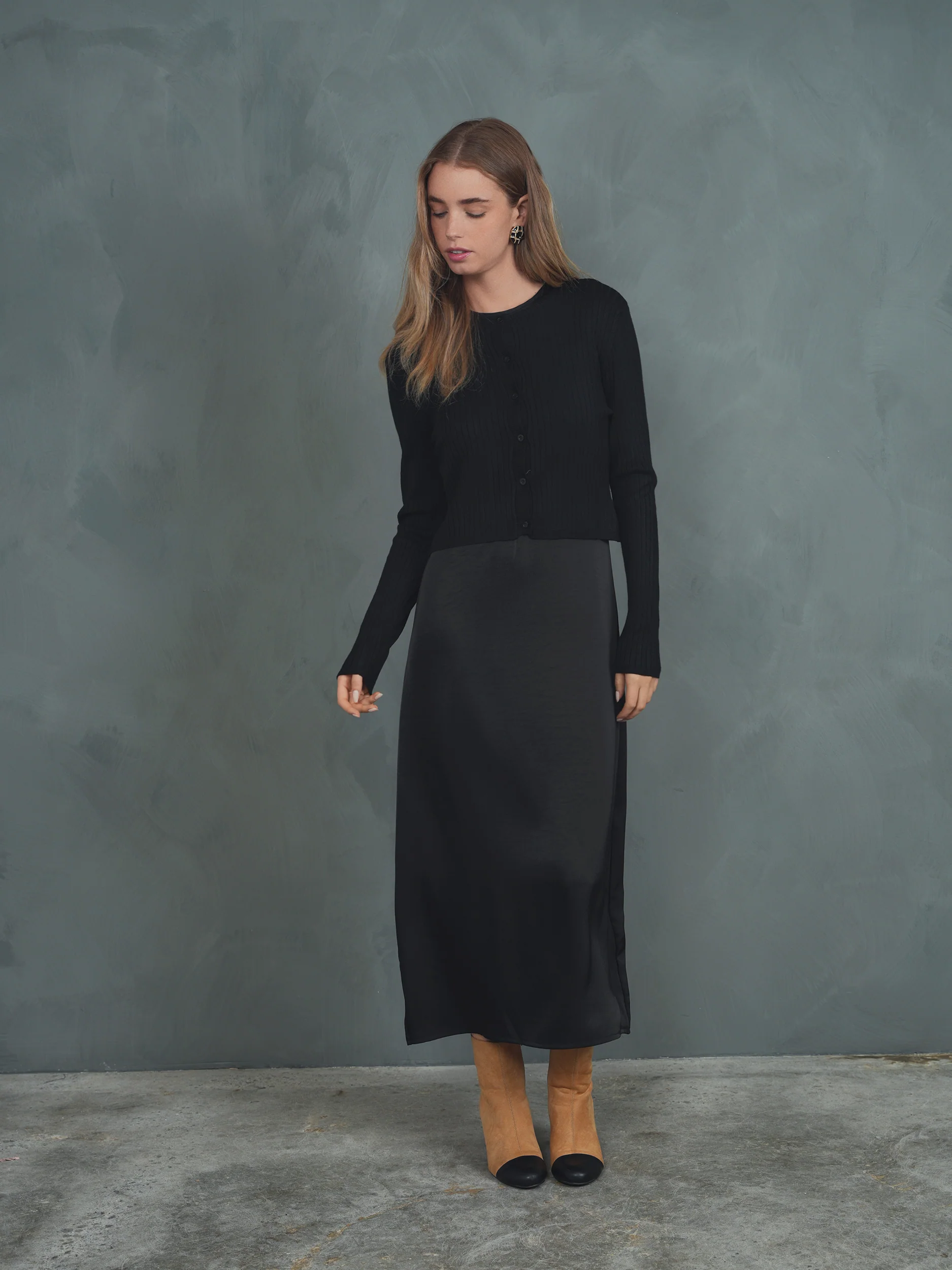 Wide Rib Knit Cardigan - Image 12