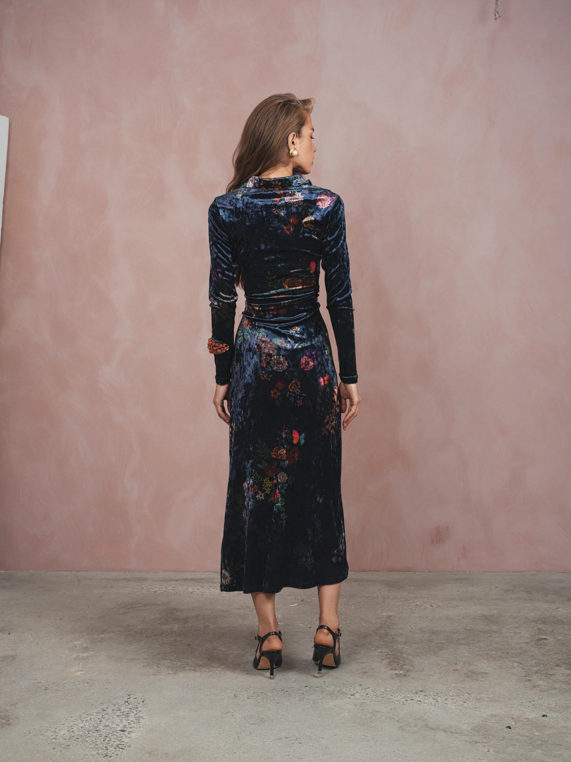Velour Front Tie Dress - Image 12