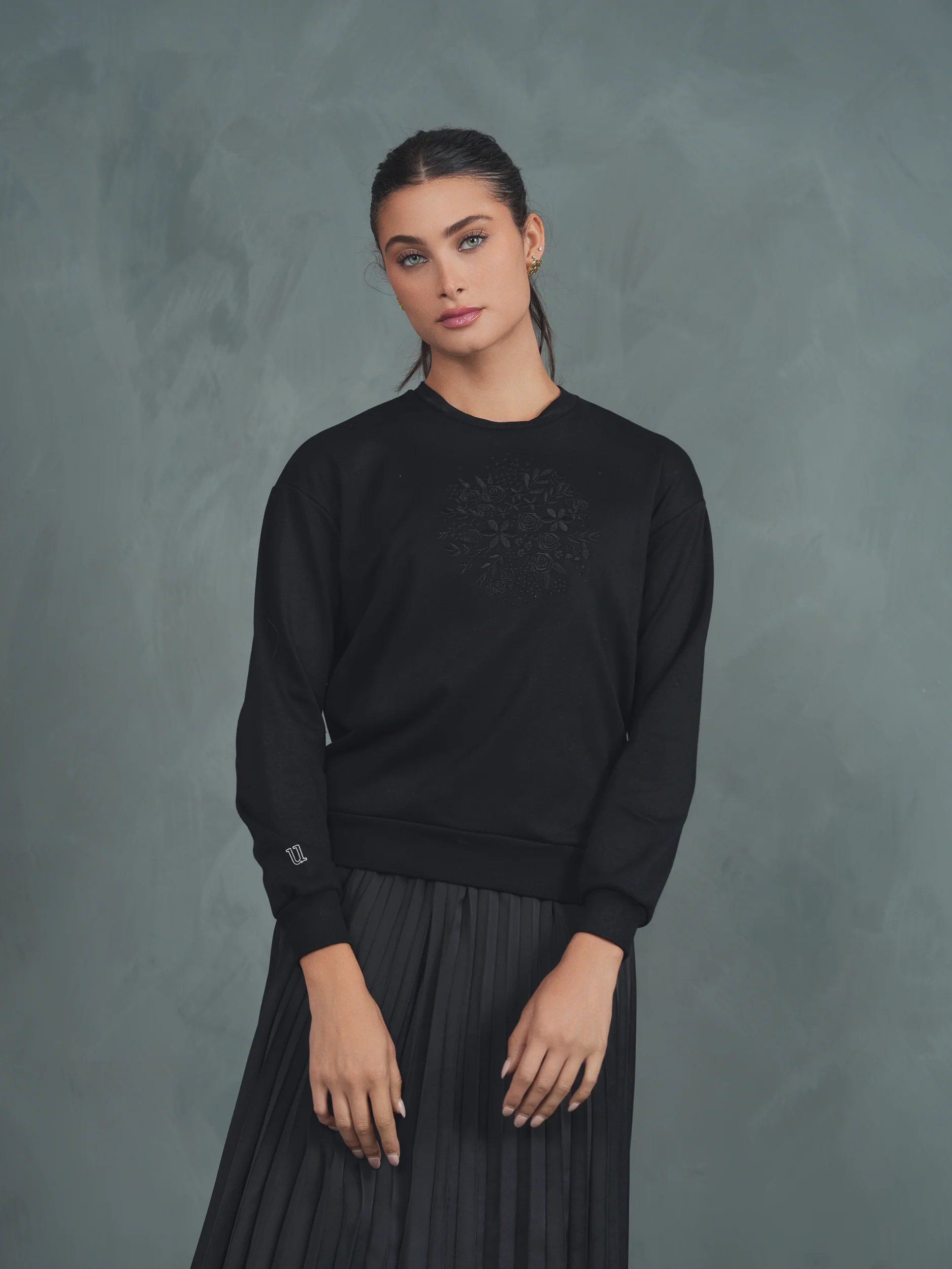 Embroidery Sweatshirt