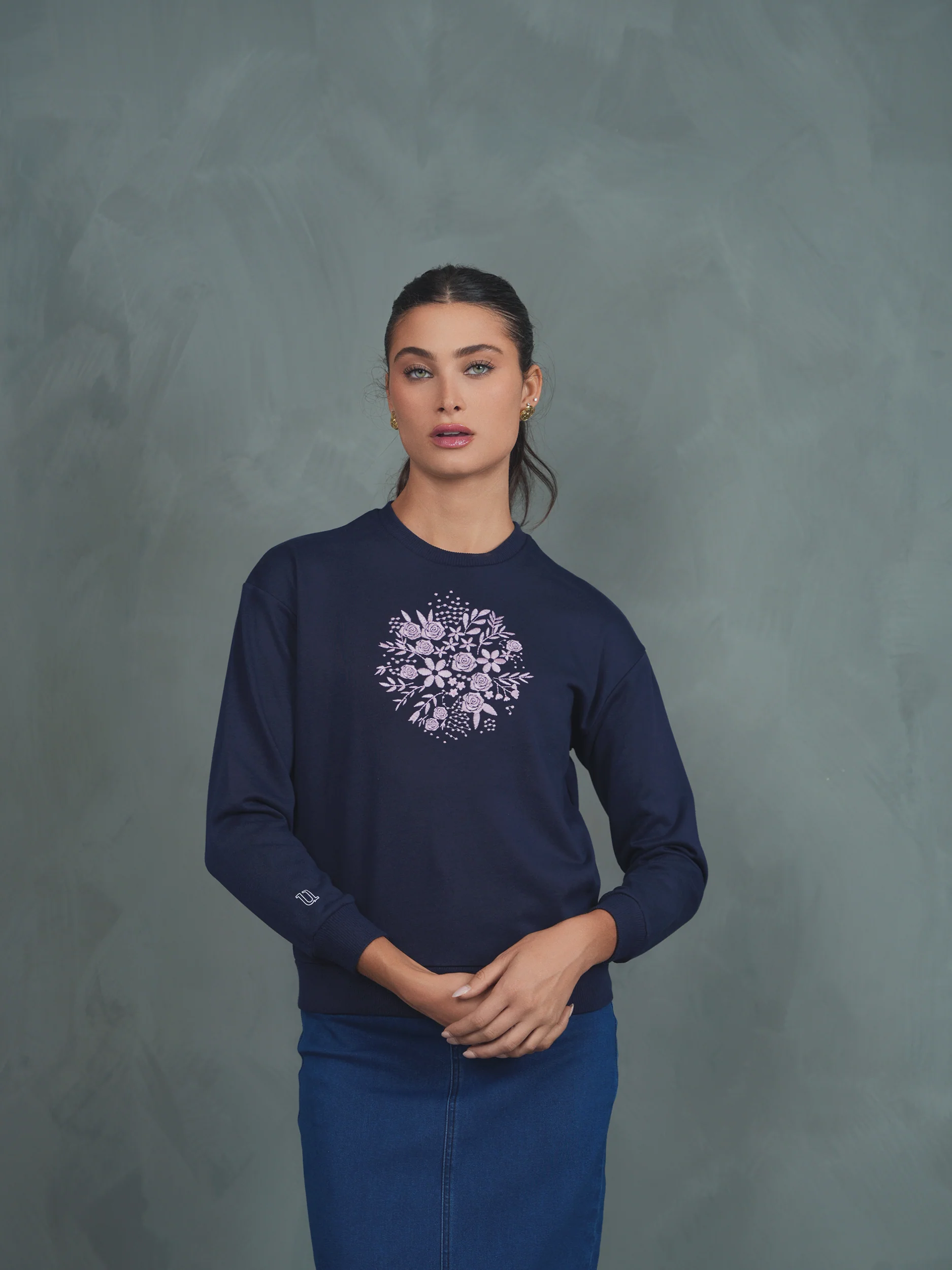 Embroidery Sweatshirt - Image 2