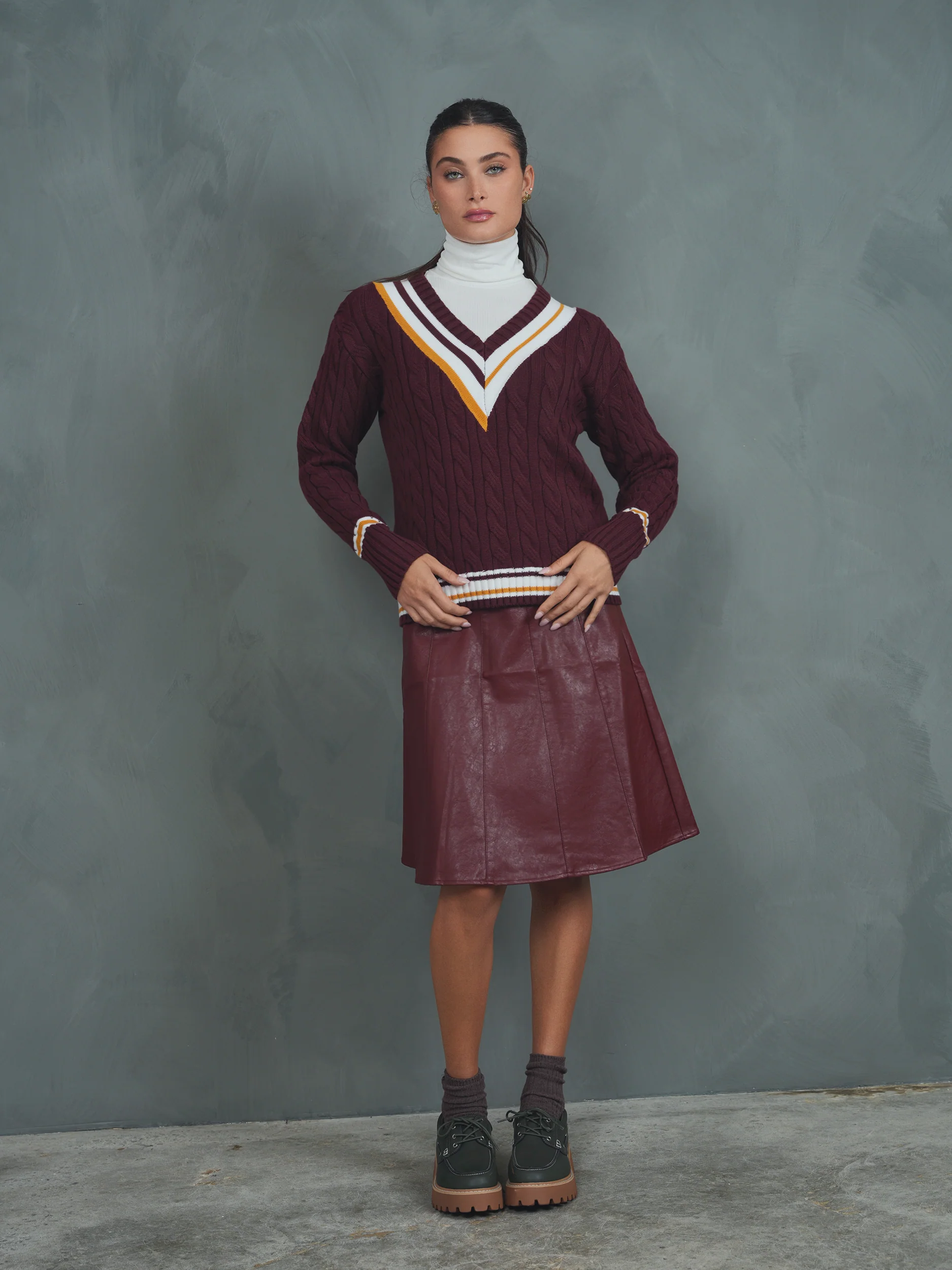 Cable Knit V-Neck Sweater - Image 6
