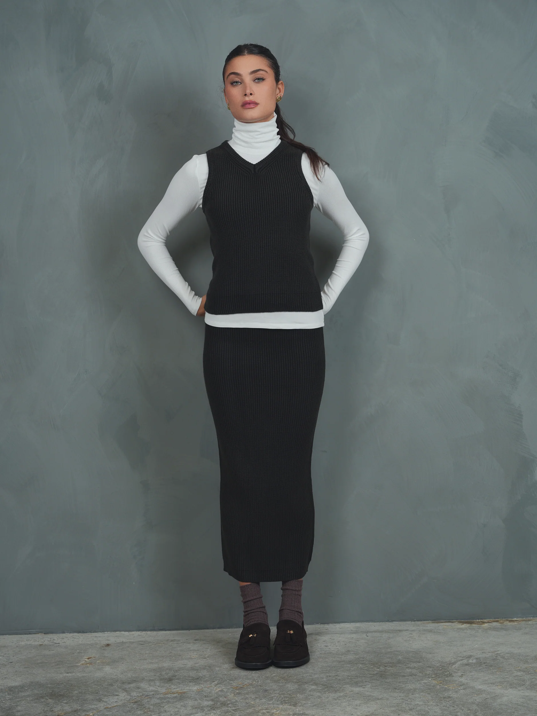 Wash Knit Vest - Image 10