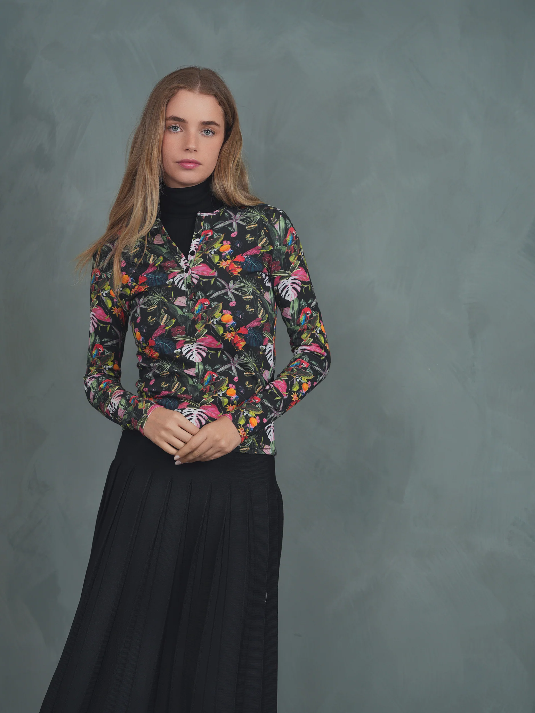 Henley Print Rib Top - Image 5