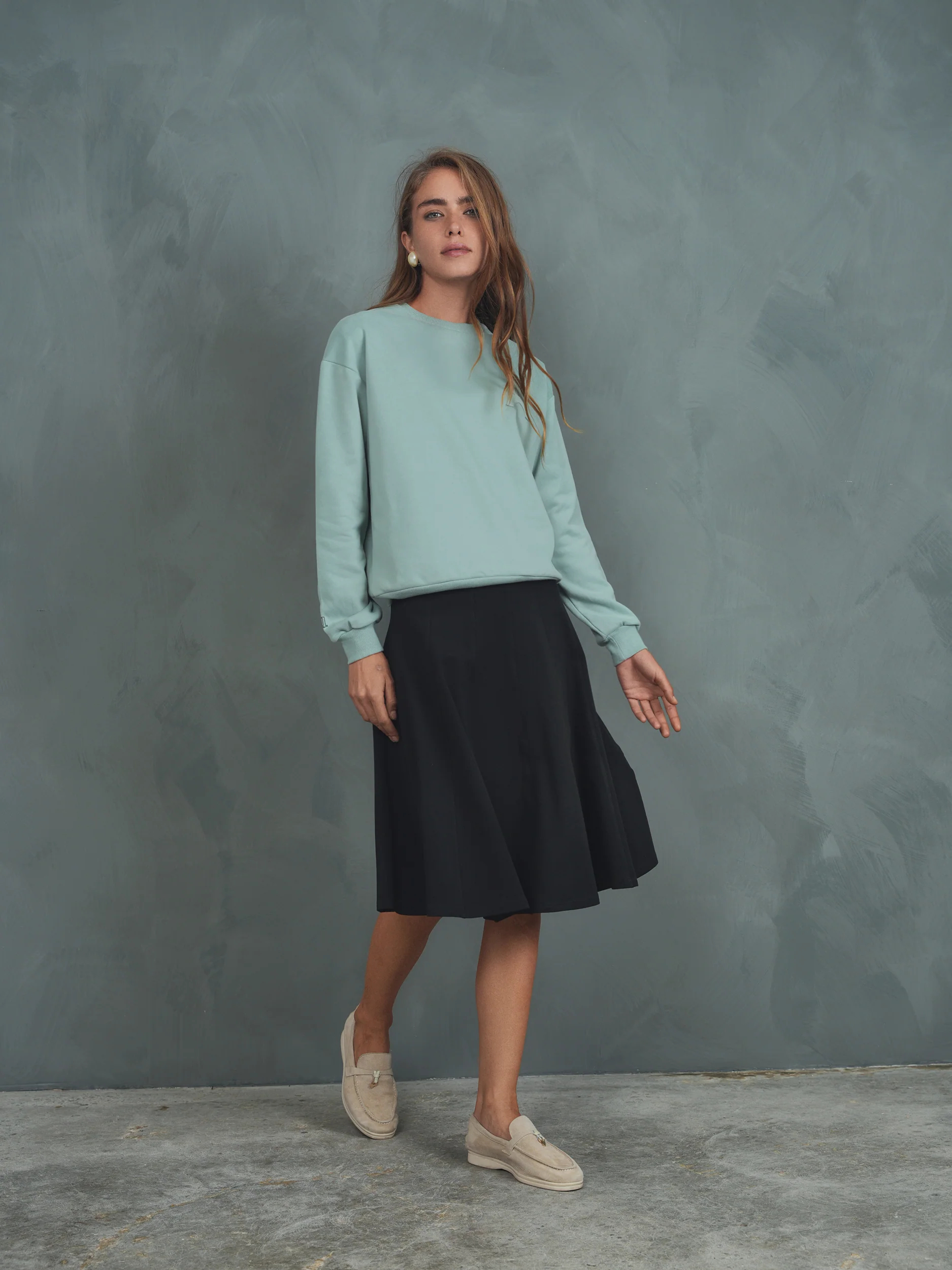Eiffel Sweatshirt - Image 8