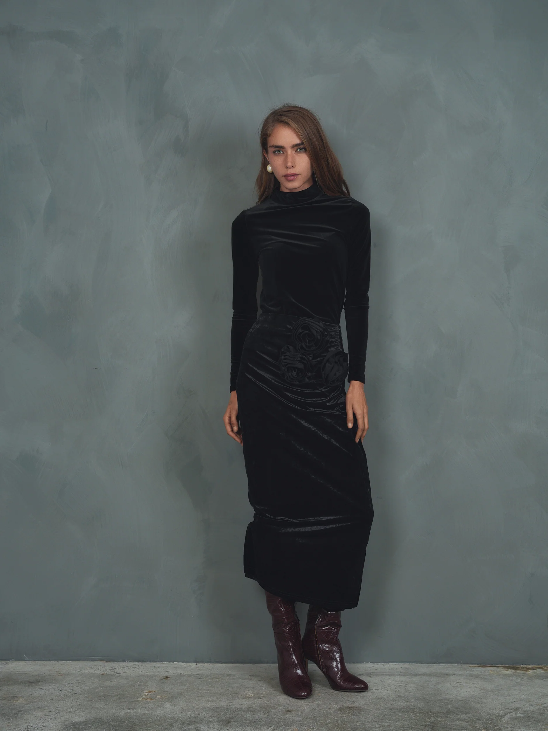 Rossette Velour Skirt - Image 14
