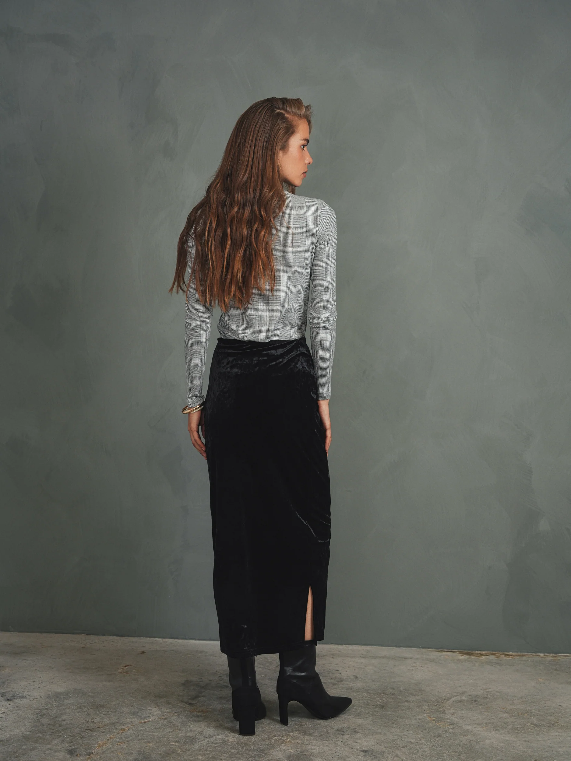 Rossette Velour Skirt - Image 20