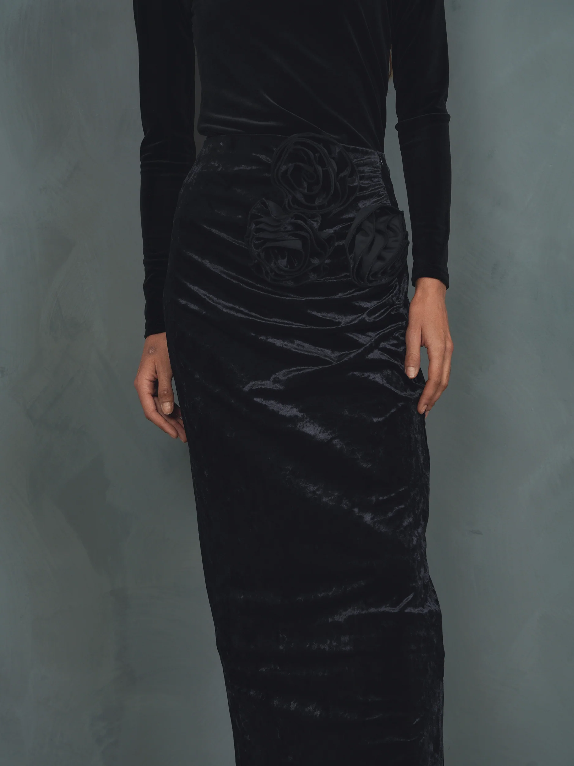 Rossette Velour Skirt - Image 8