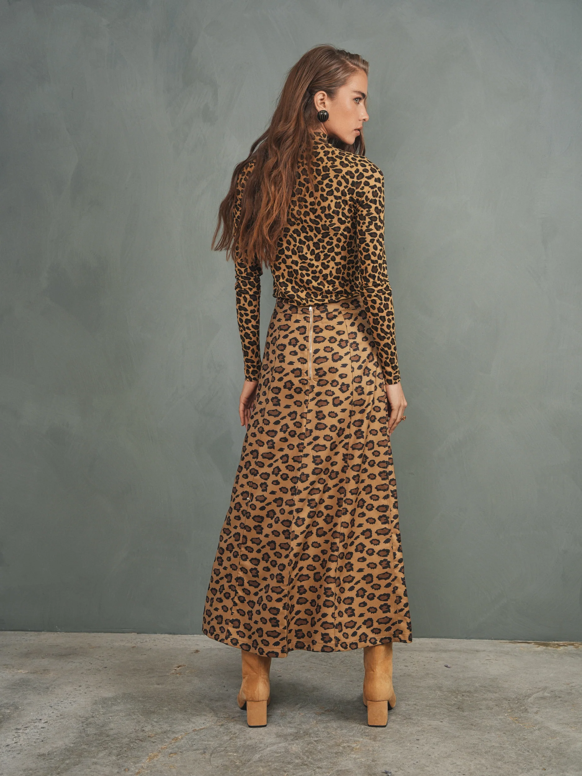 Panel Skirt - Image 13