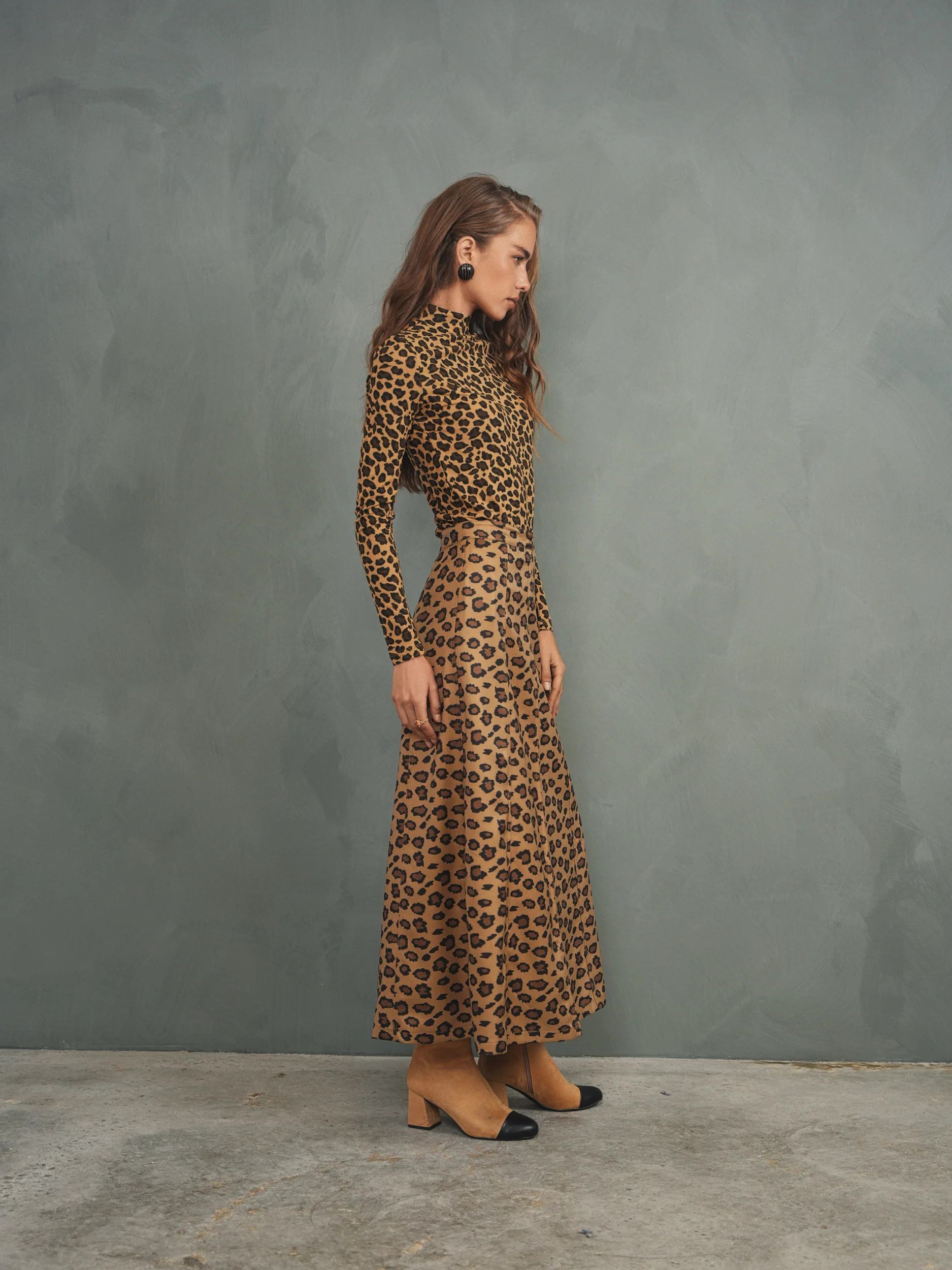 Panel Skirt - Image 4