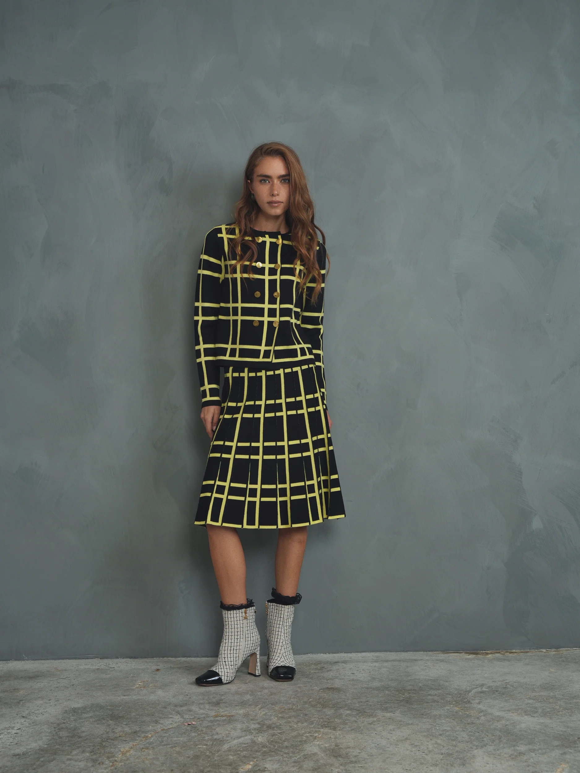 Jacquard Knit Pleated Skirt - Image 19