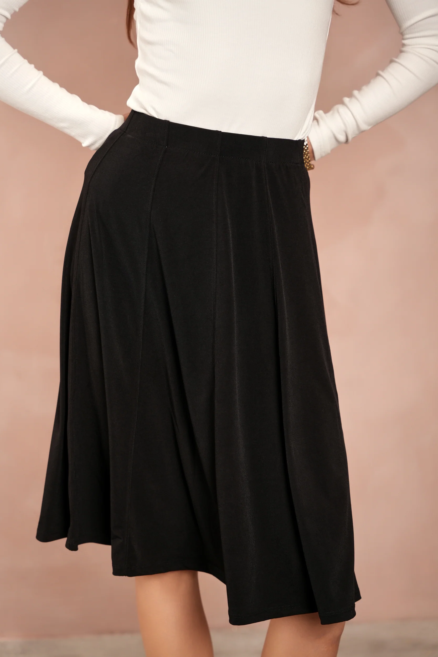 Super Light-Weight Slinky Panel Skirt - Image 3