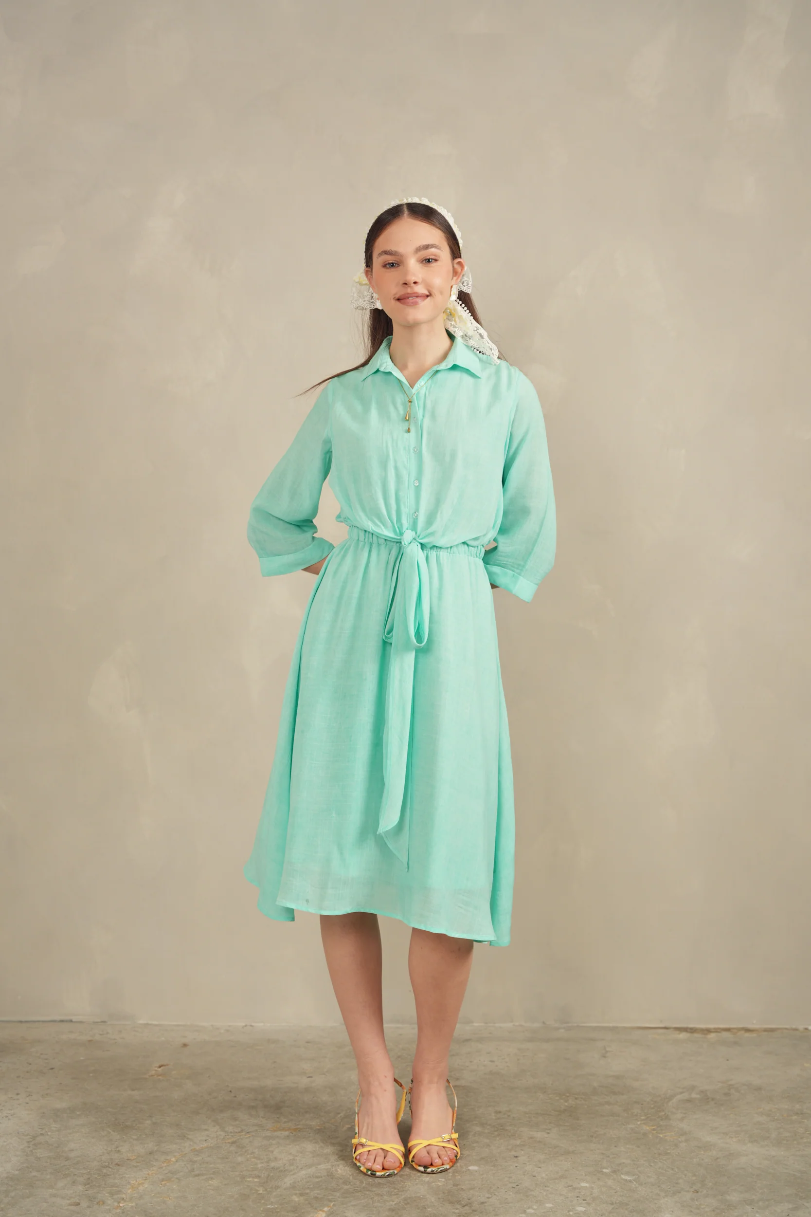 Tie Dress With Collar - Image 14