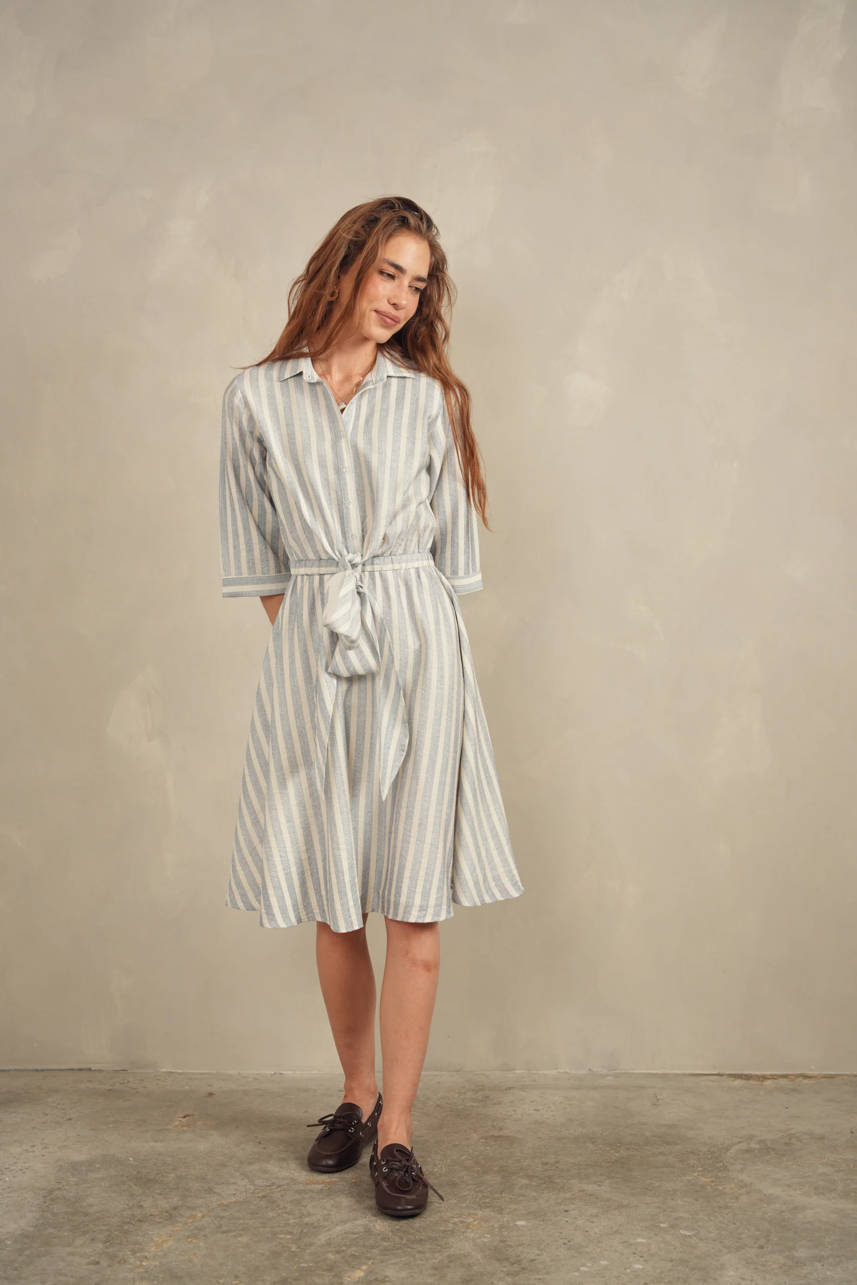 Tie Dress With Collar - Image 5