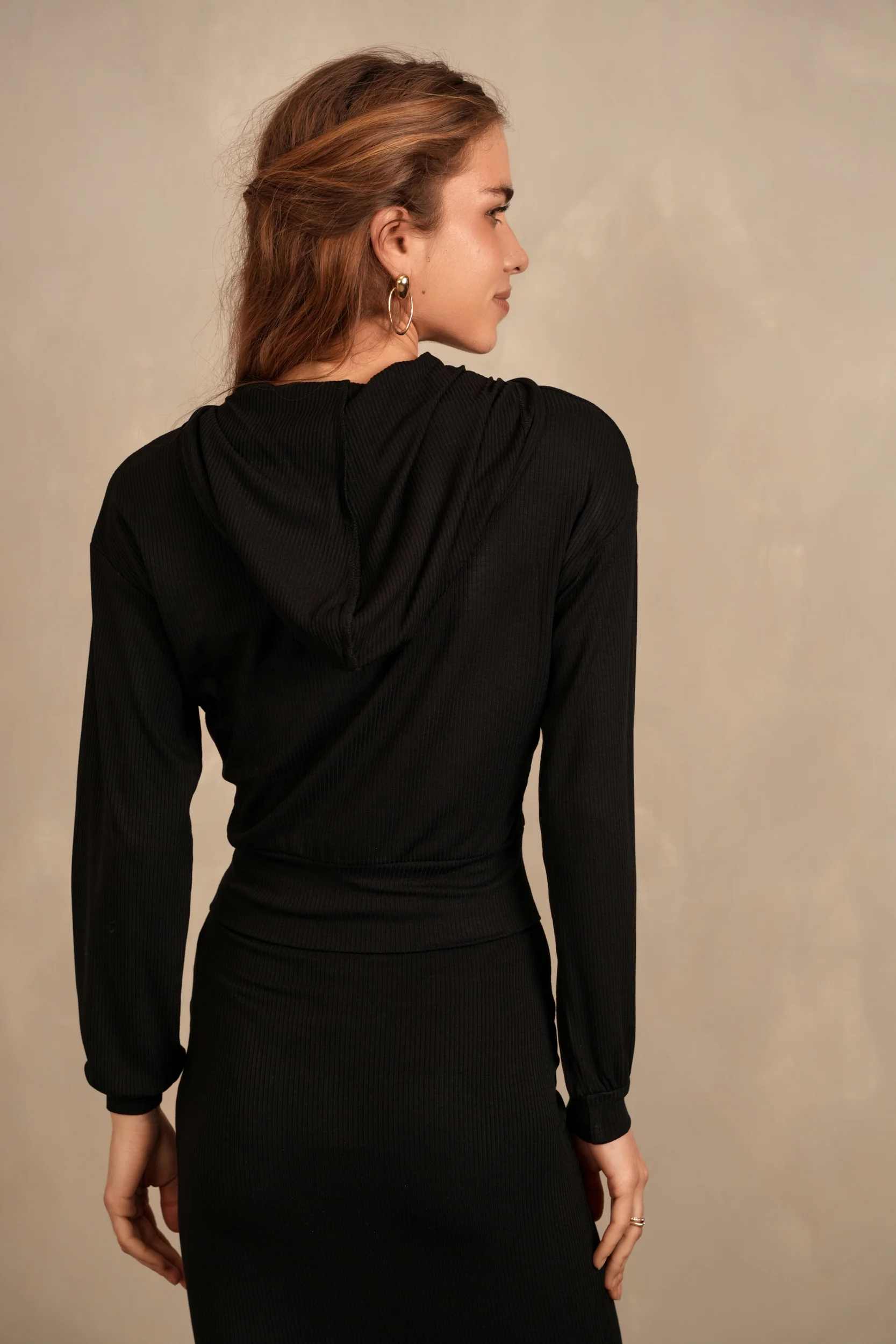 Soft Rib Cropped Zipper Hoodie - Image 12