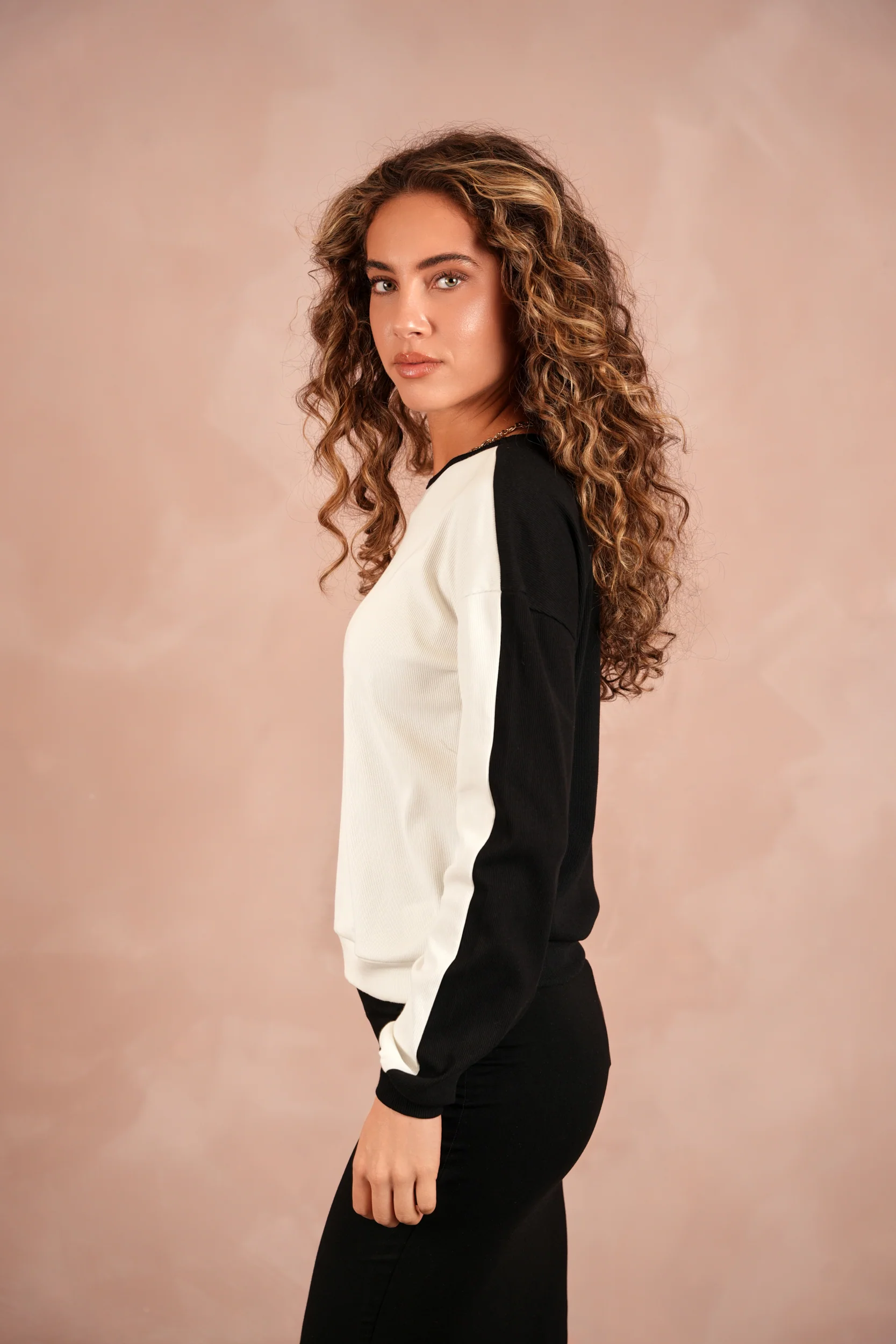Colorblock Dolman Tee - Image 10