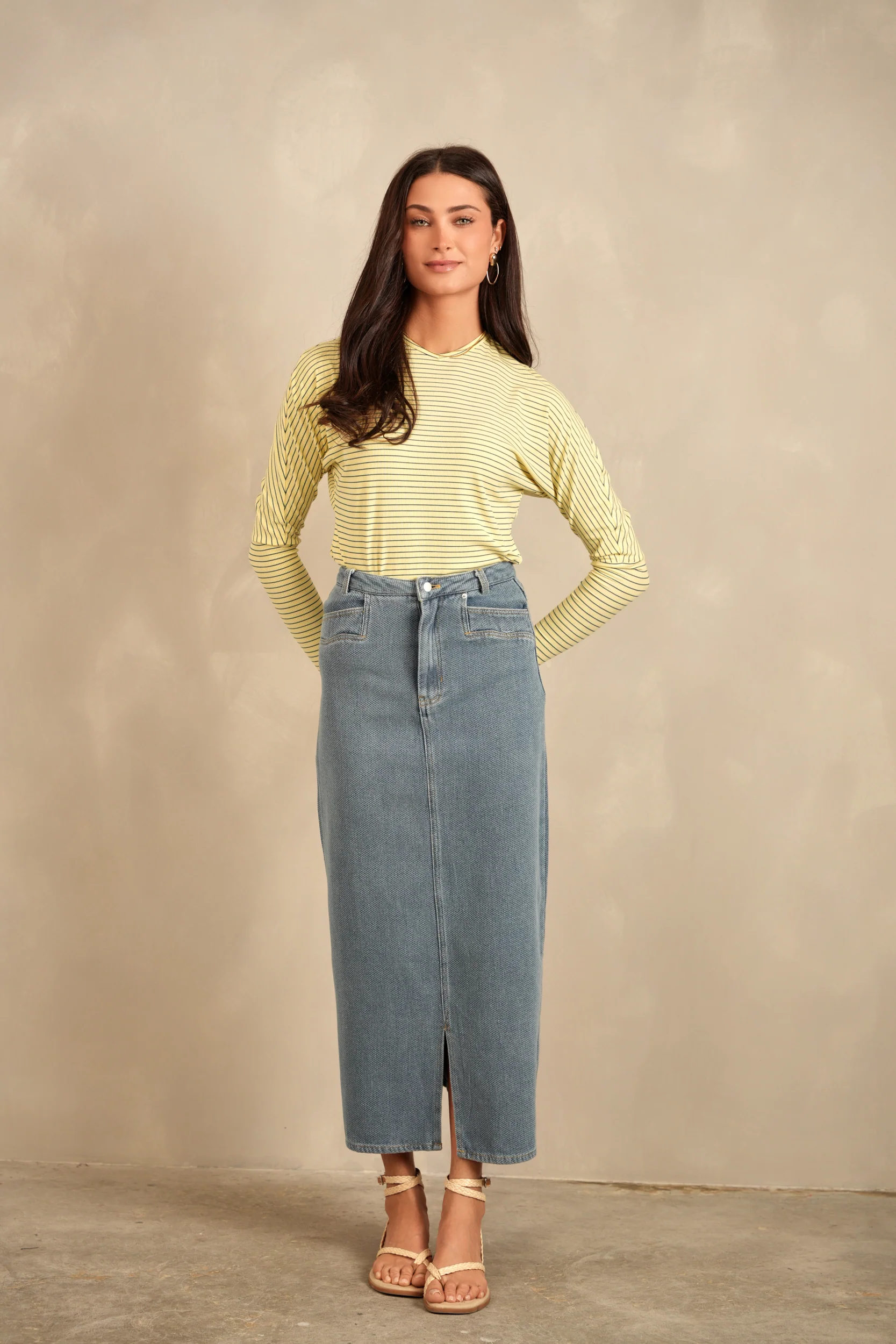 Textured Slit Skirt - Image 13